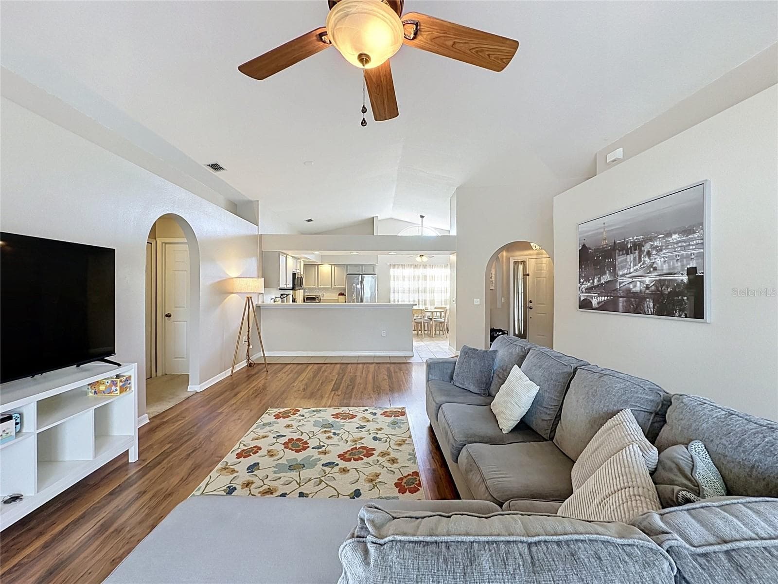 Single Family Residence at 866 KNIGHTSBRIDGE CIR, DAVENPORT, photo 8 of 58