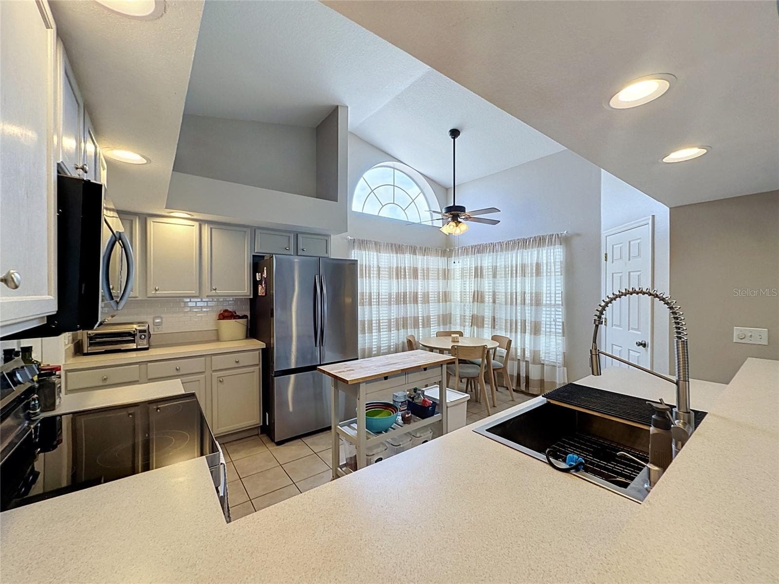 Single Family Residence at 866 KNIGHTSBRIDGE CIR, DAVENPORT, photo 15 of 58