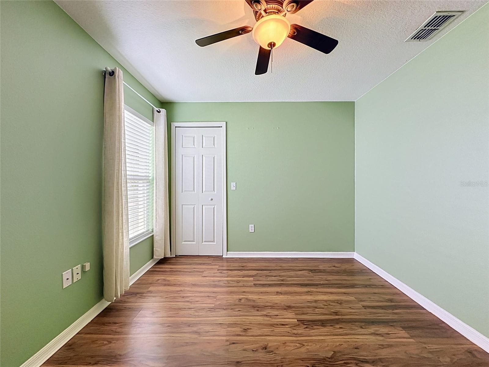 Single Family Residence at 866 KNIGHTSBRIDGE CIR, DAVENPORT, photo 37 of 58