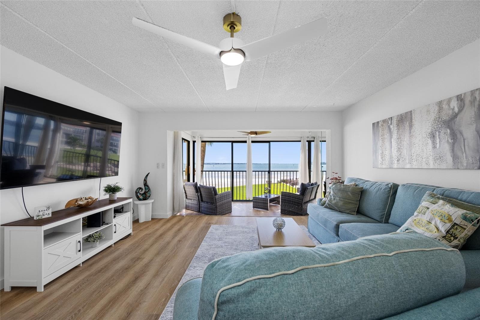 Condominium at 865 S GULFVIEW BLVD #202, CLEARWATER, photo 8 of 48