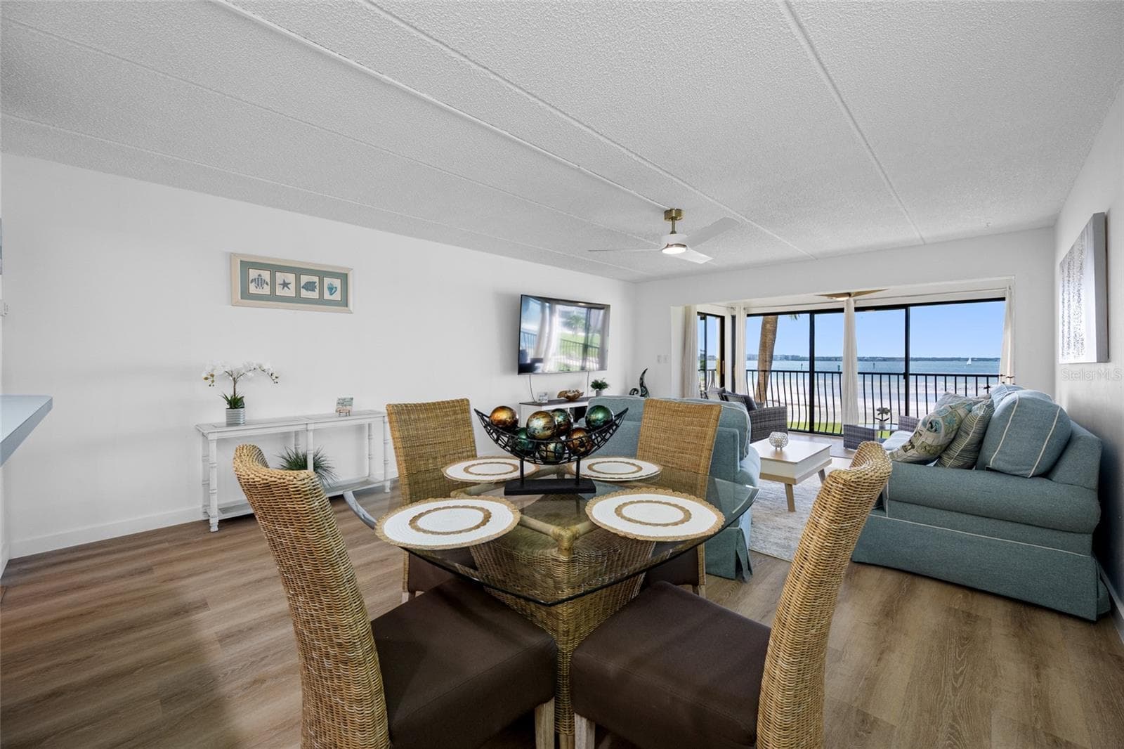Condominium at 865 S GULFVIEW BLVD #202, CLEARWATER, photo 11 of 48