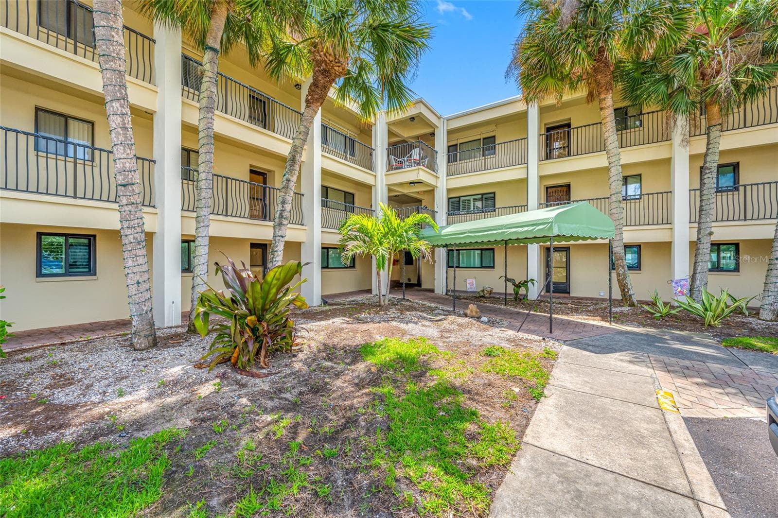 Elevator in the core of the building - 865 S GULFVIEW BLVD #202, CLEARWATER