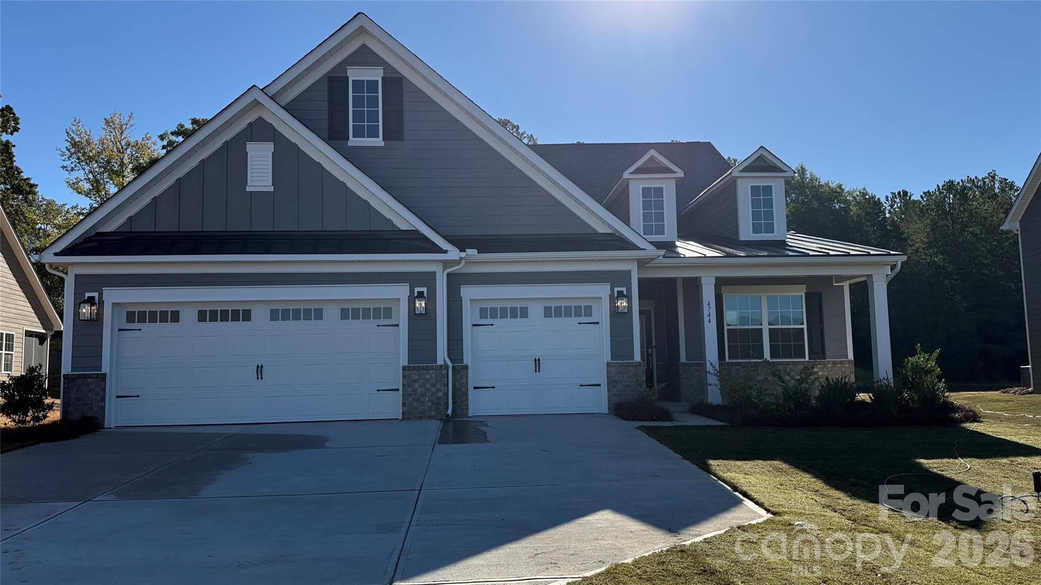 Single Family Residence at 4744 Daventry Avenue, Indian Land, photo 2 of 8