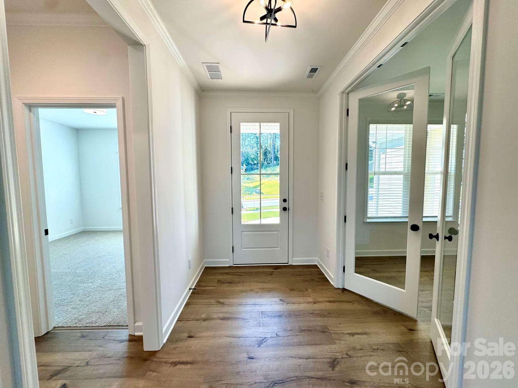 Single Family Residence at 2568 Cornelius Place NW, Concord, photo 3 of 23