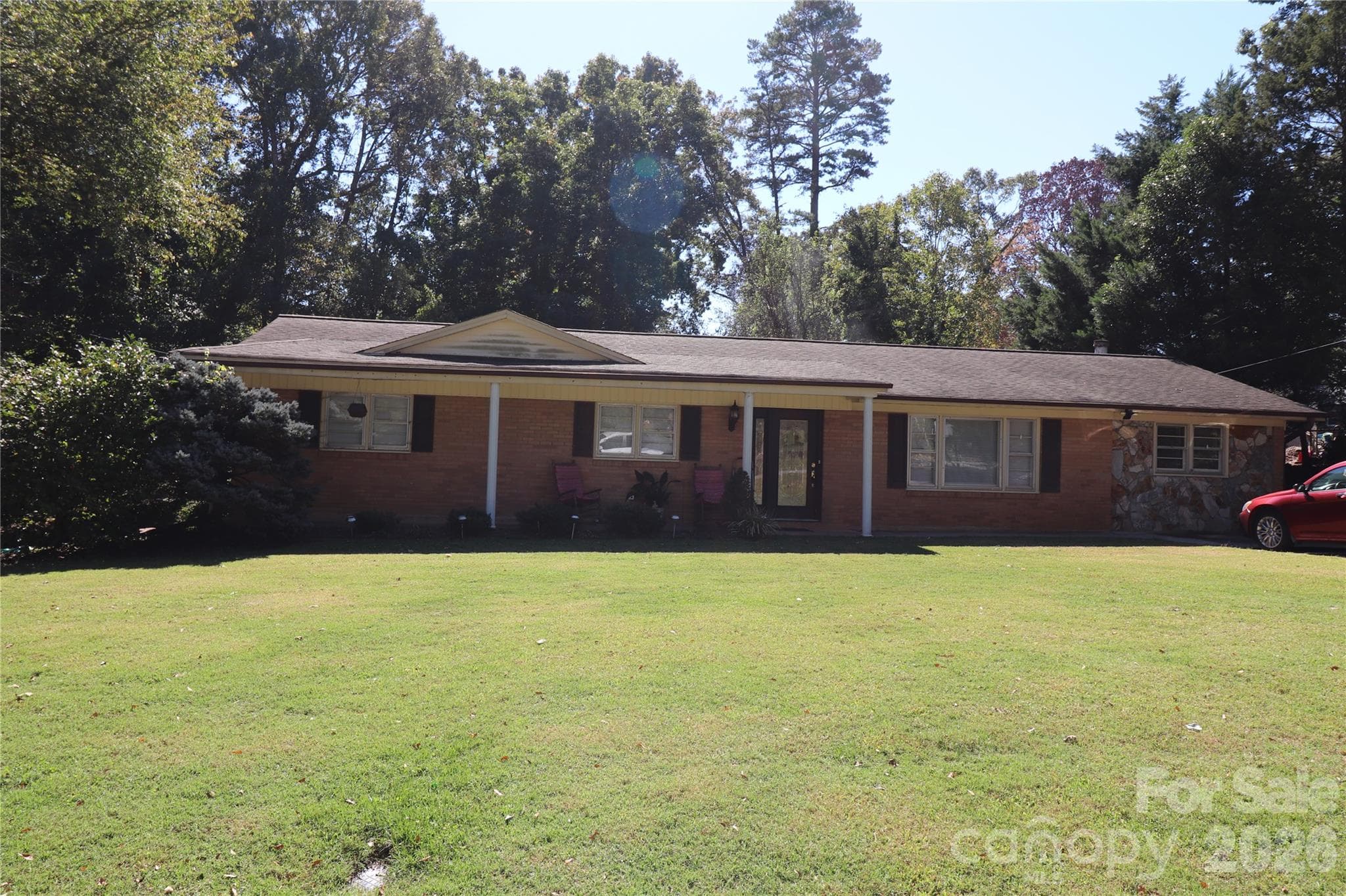 2157 Ridgewood Drive