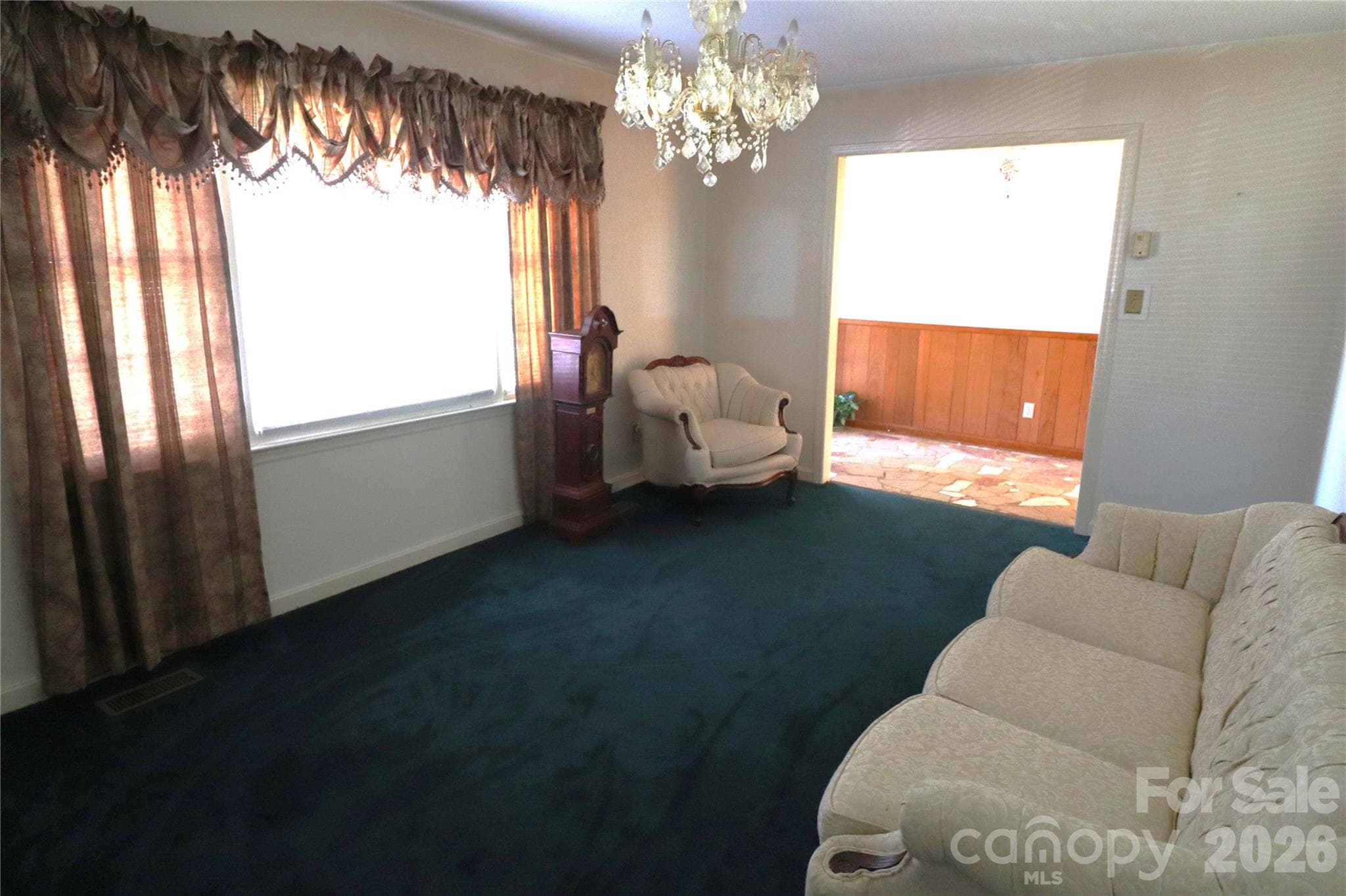 Single Family Residence at 2157 Ridgewood Drive, Gastonia, photo 4 of 26