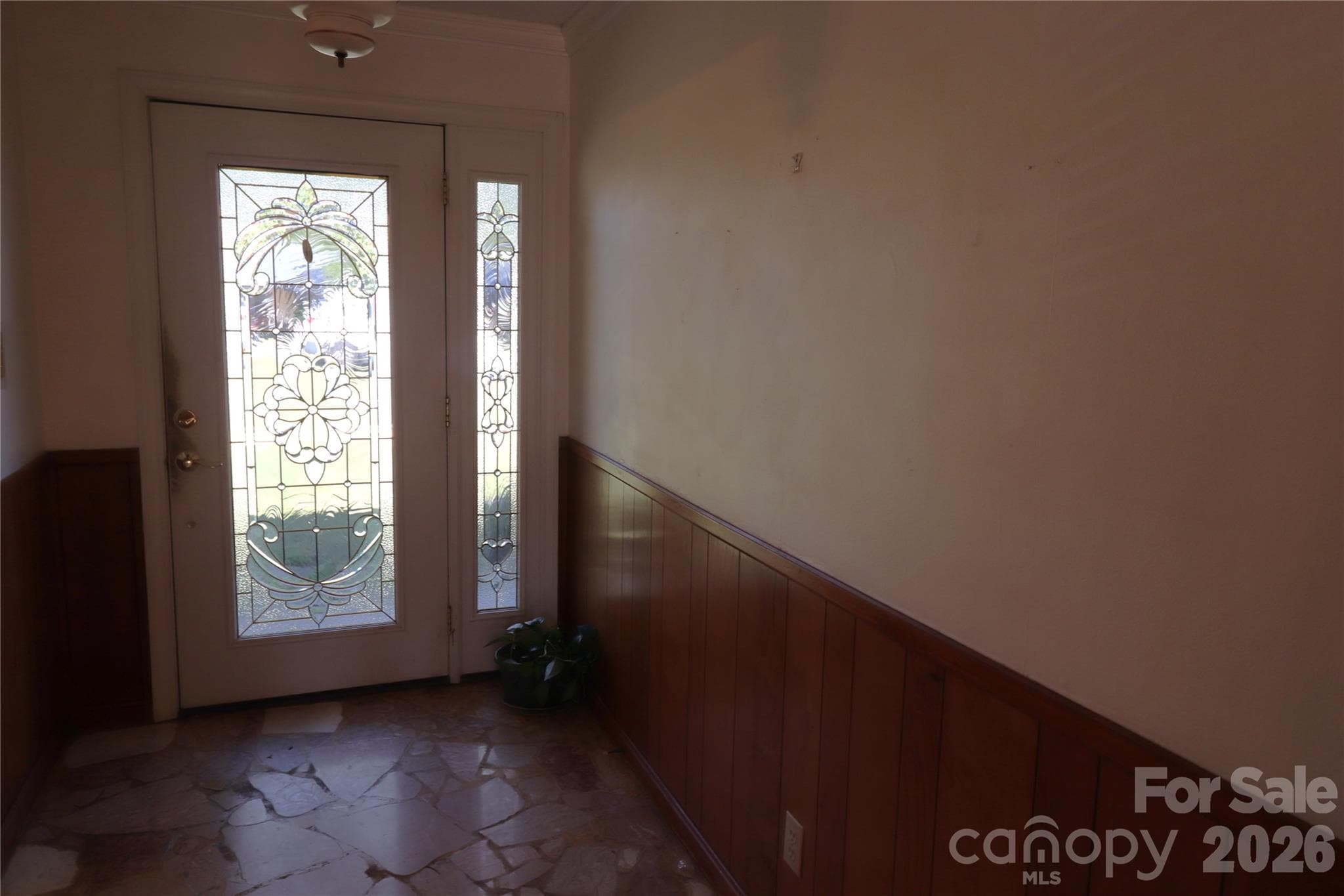 Single Family Residence at 2157 Ridgewood Drive, Gastonia, photo 5 of 26