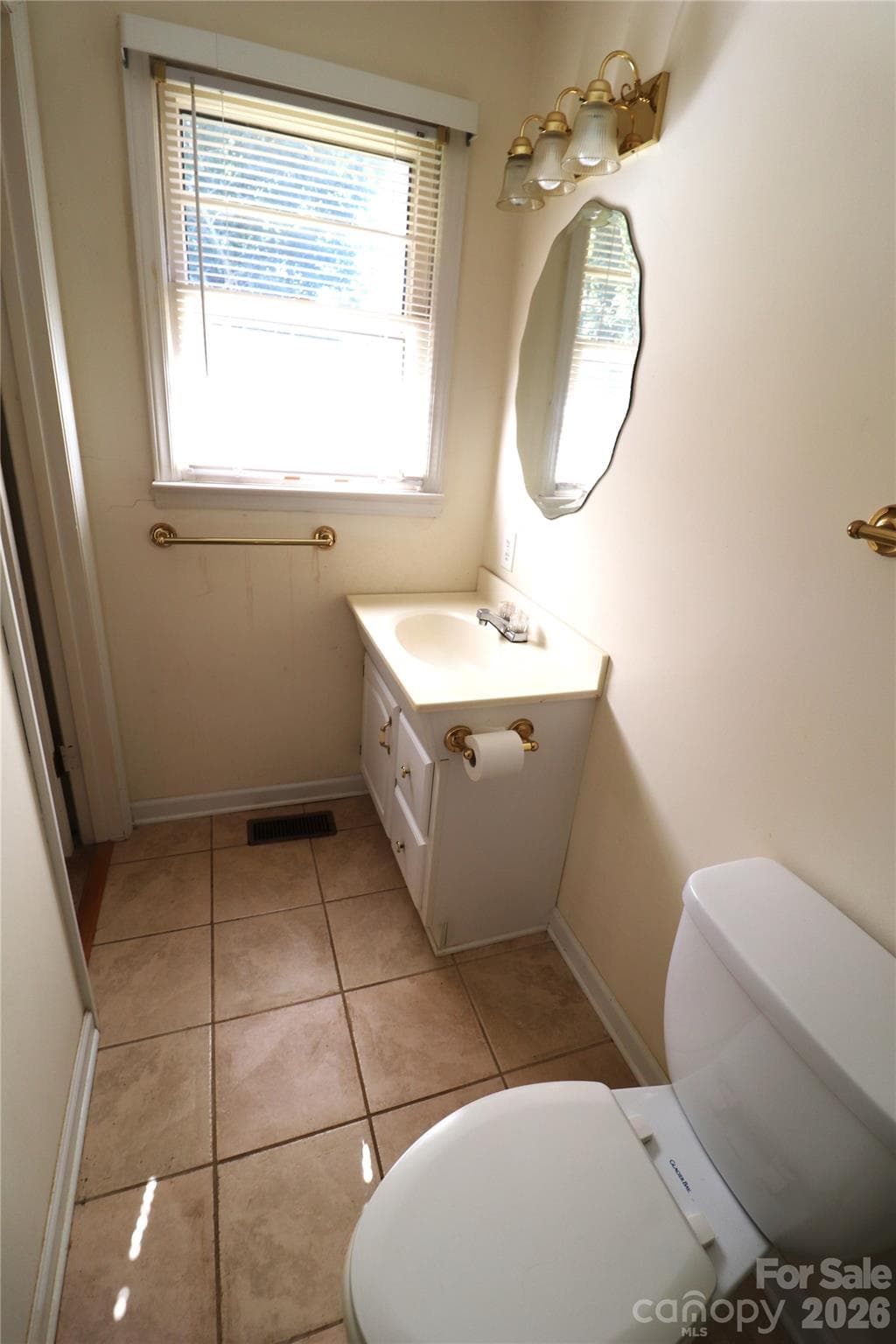 Primary Bath - 2157 Ridgewood Drive, Gastonia