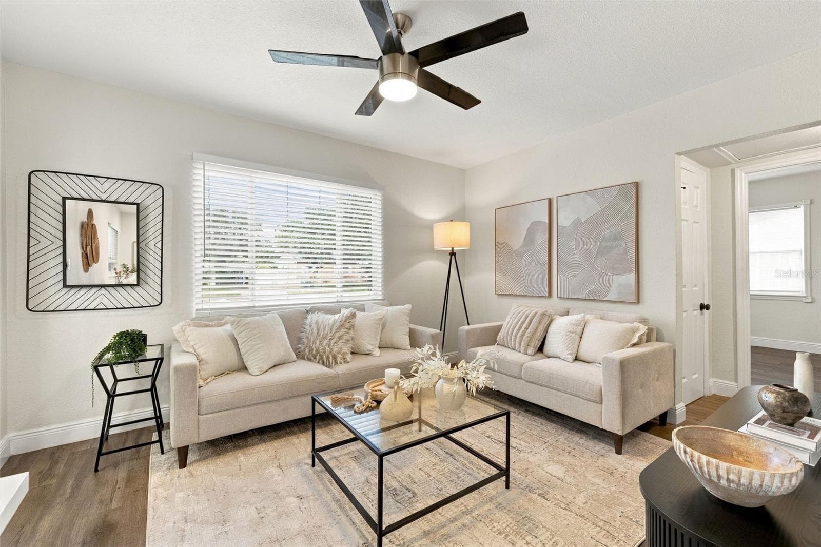 Living Room - 1548 CANTERBURY RD N, ST PETERSBURG