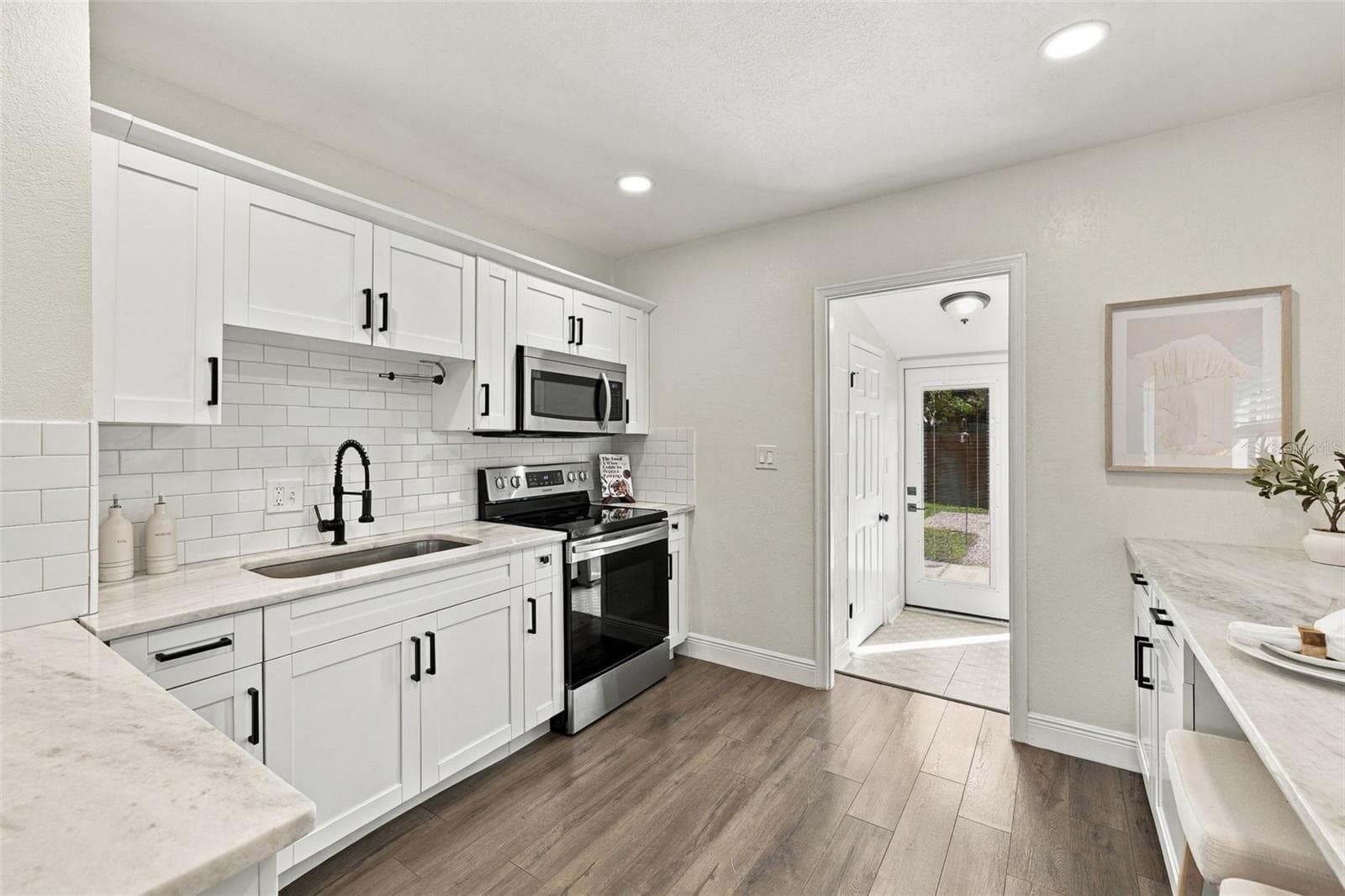 Kitchen - 1548 CANTERBURY RD N, ST PETERSBURG