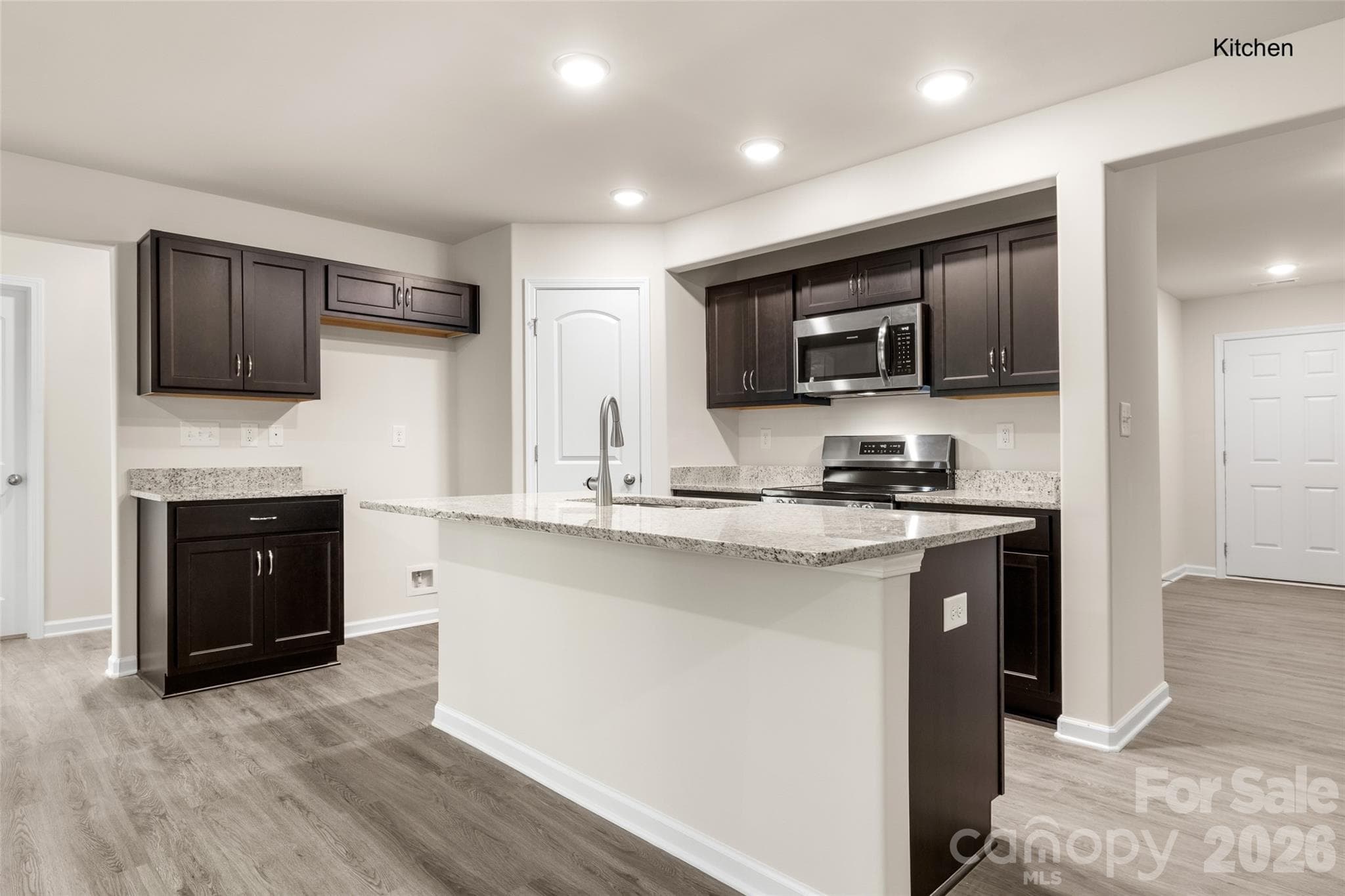 Single Family Residence at 1707 Evans Drive, Lancaster, photo 12 of 37