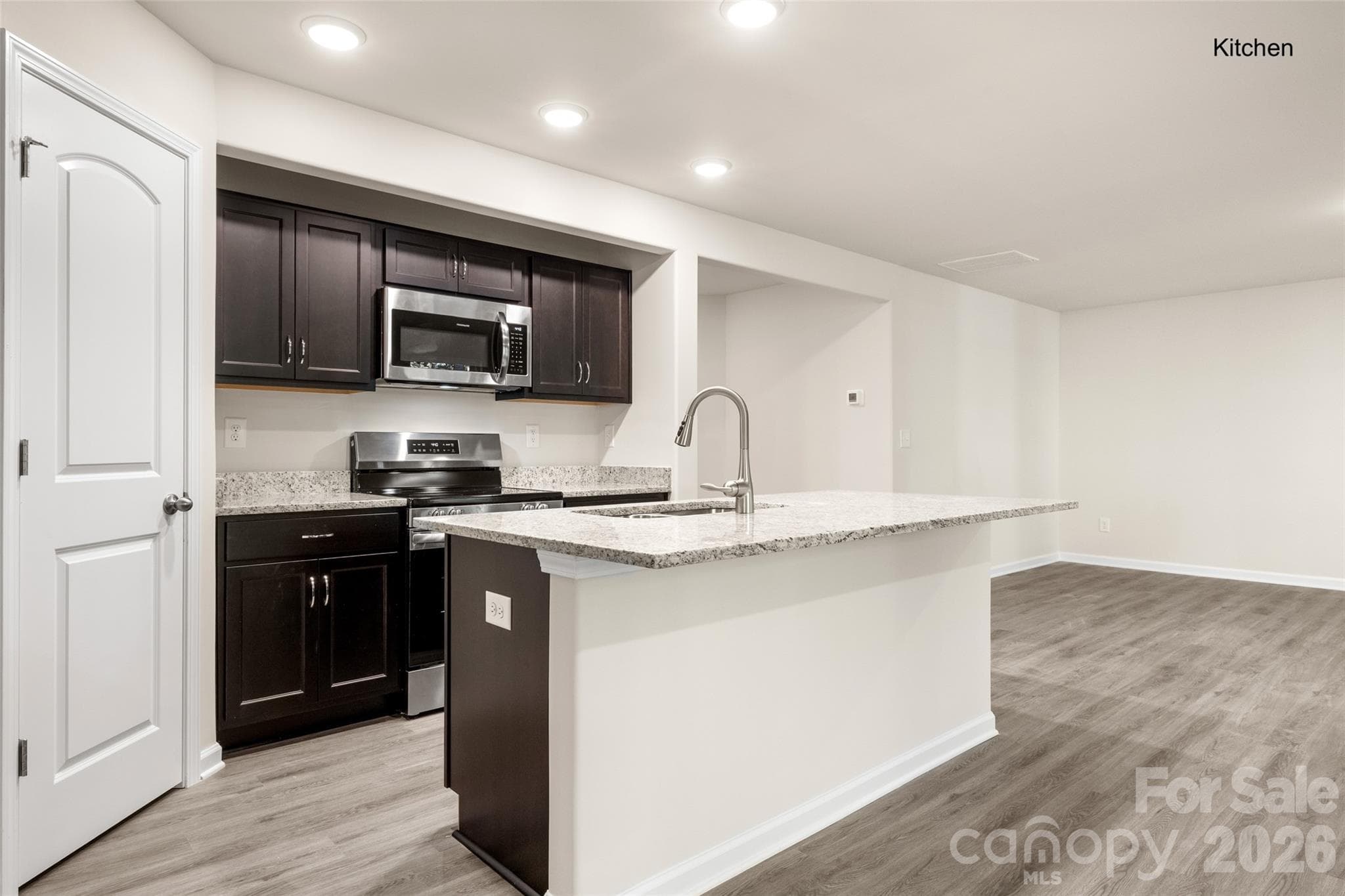 Single Family Residence at 1707 Evans Drive, Lancaster, photo 13 of 37