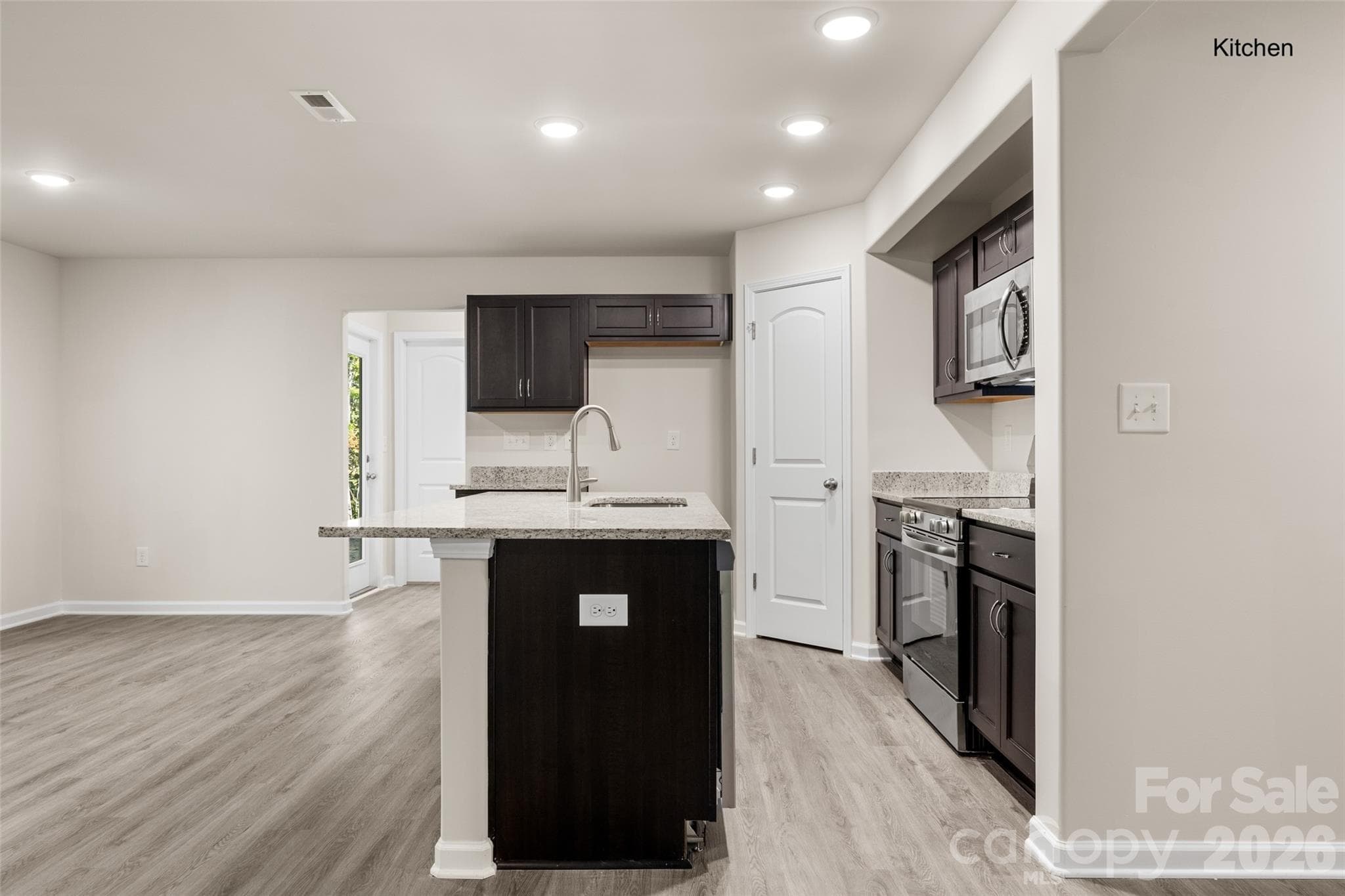 Single Family Residence at 1707 Evans Drive, Lancaster, photo 14 of 37