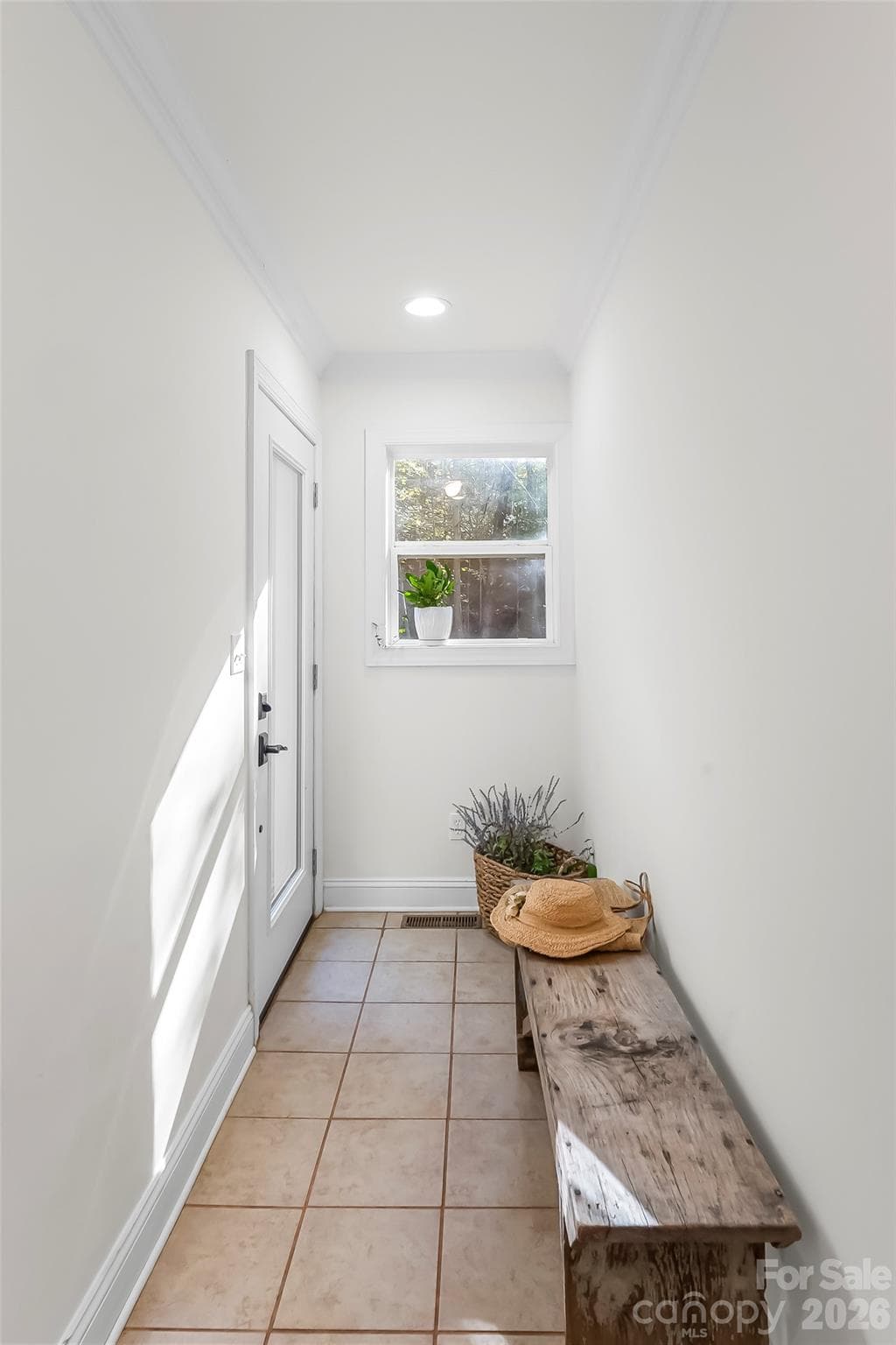 Mudroom - 237 Mallard Road, Lake Lure