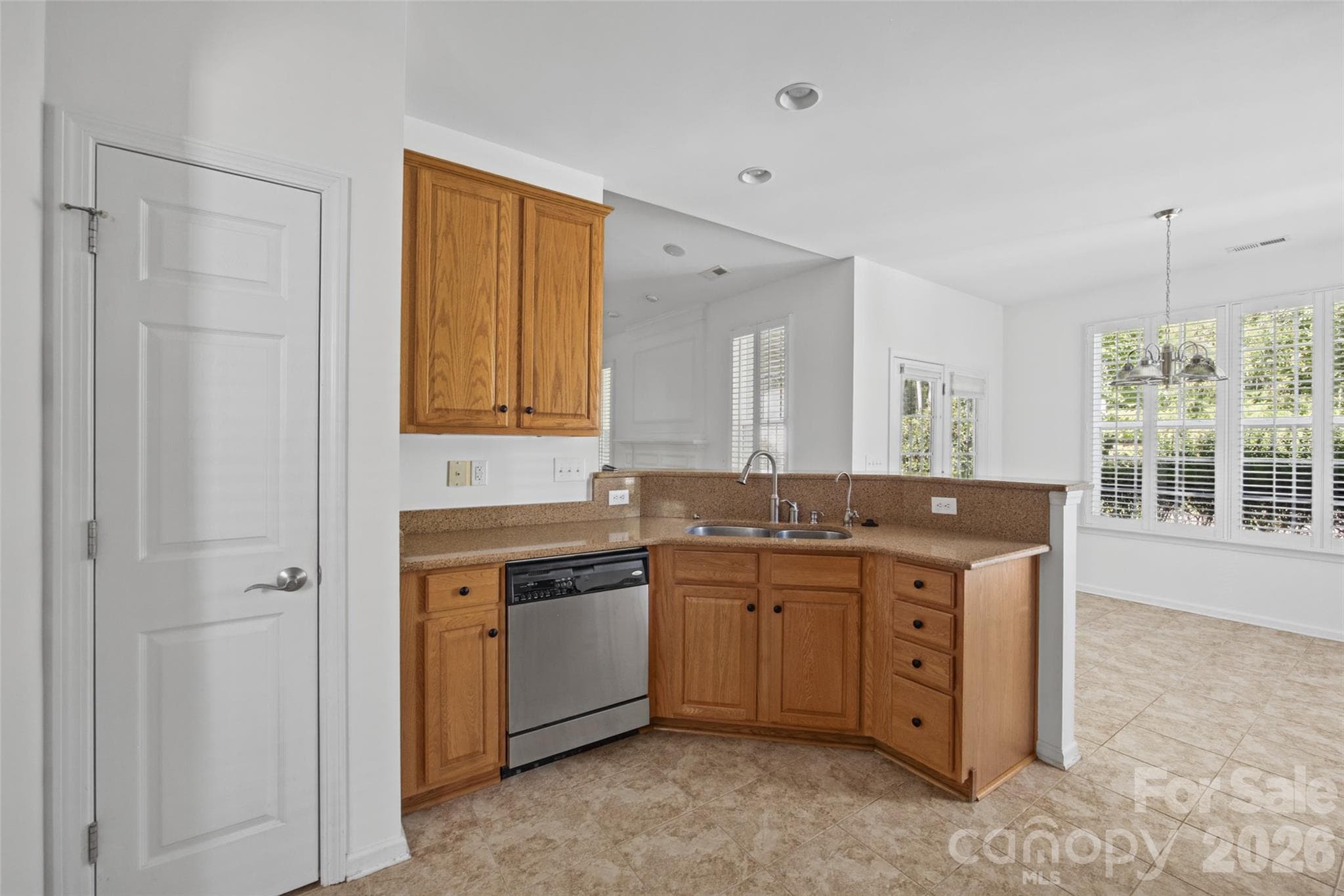 Single Family Residence at 3173 Pine Bluff Way, Indian Land, photo 17 of 45