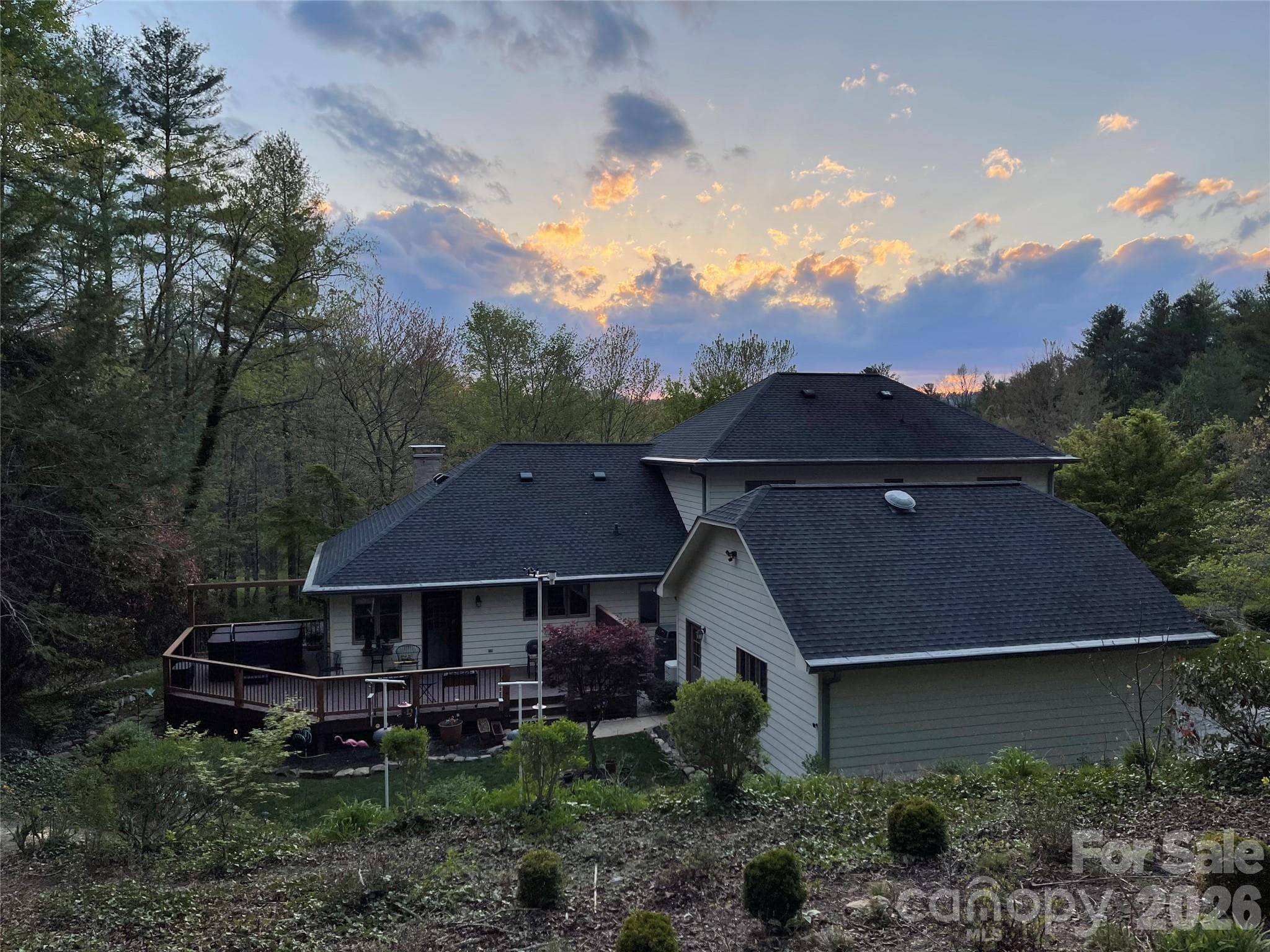 Single Family Residence at 52 Oak Gate Drive, Hendersonville, photo 34 of 42