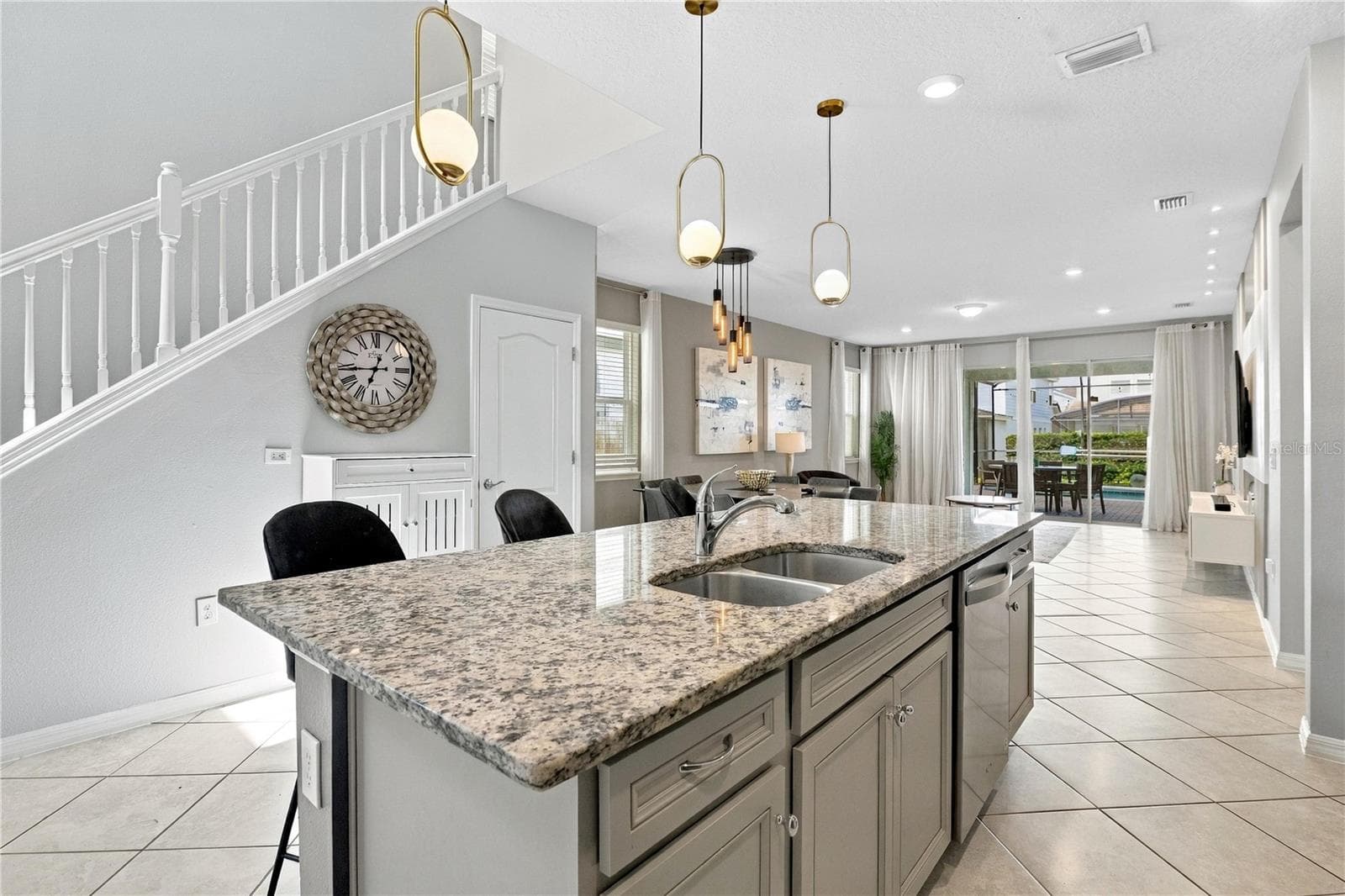 Single Family Residence at 7400 OAKMOSS LOOP, DAVENPORT, photo 9 of 49