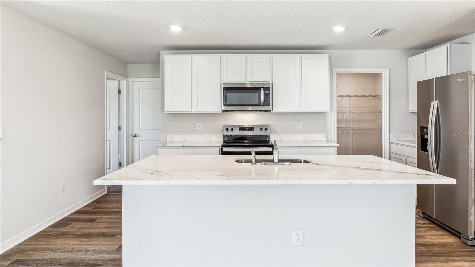 Single Family Residence at 17842 WHEAT STACK CT, PARRISH, photo 4 of 31