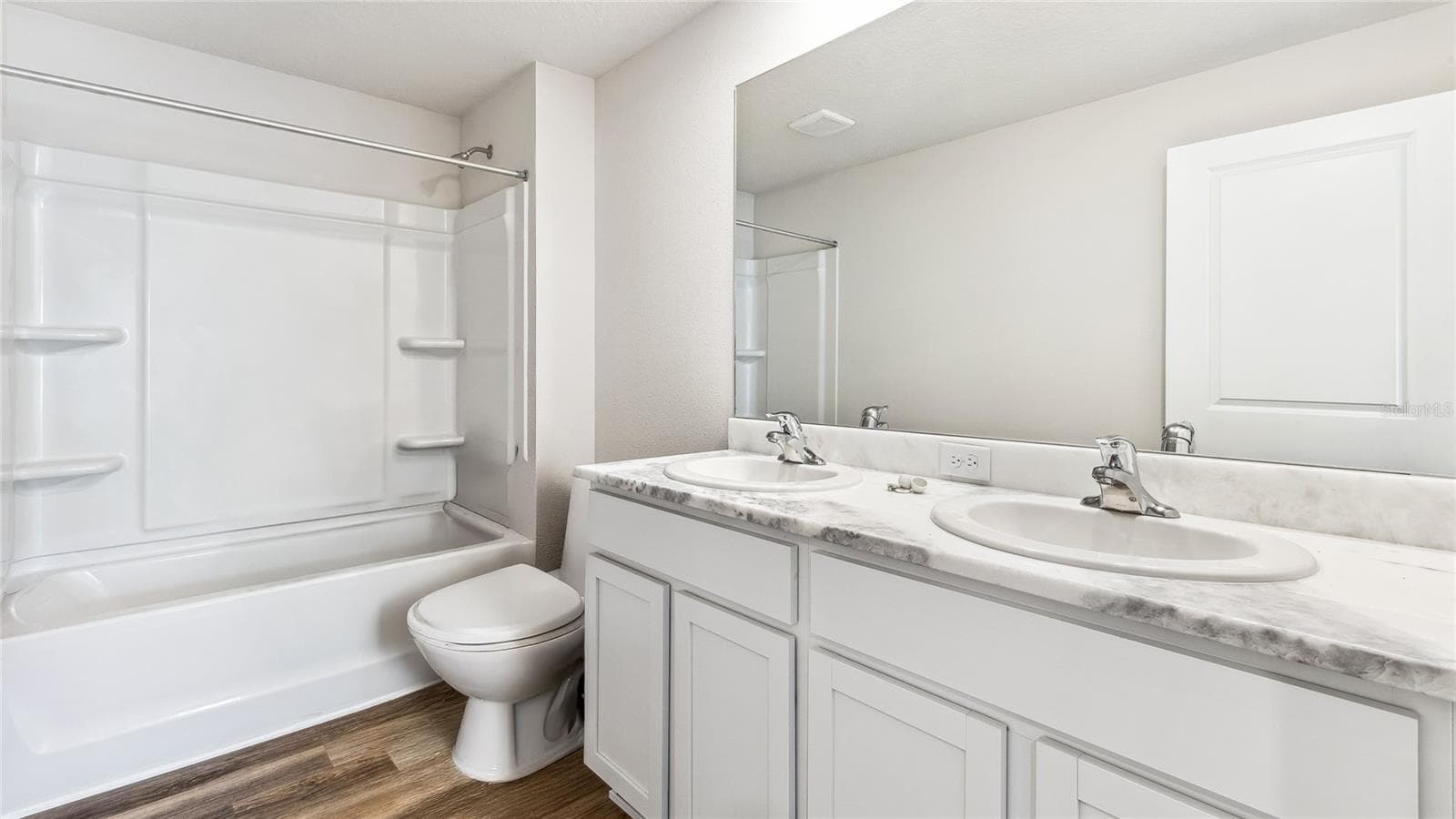 Single Family Residence at 17842 WHEAT STACK CT, PARRISH, photo 14 of 31