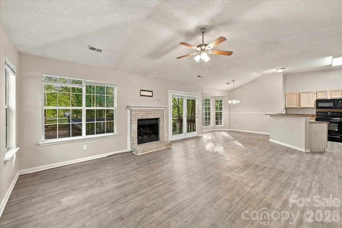 Single Family Residence at 11219 Turmeric Court, Charlotte, photo 5 of 25
