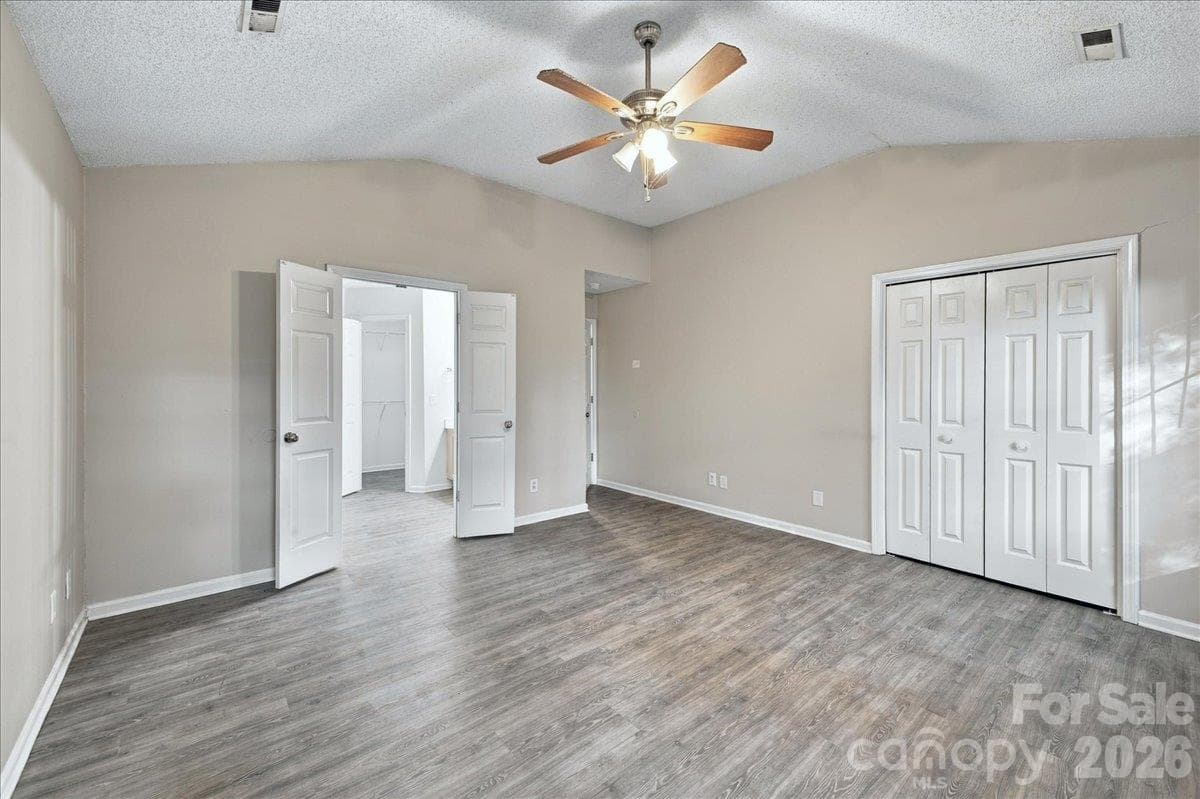 Single Family Residence at 11219 Turmeric Court, Charlotte, photo 13 of 25