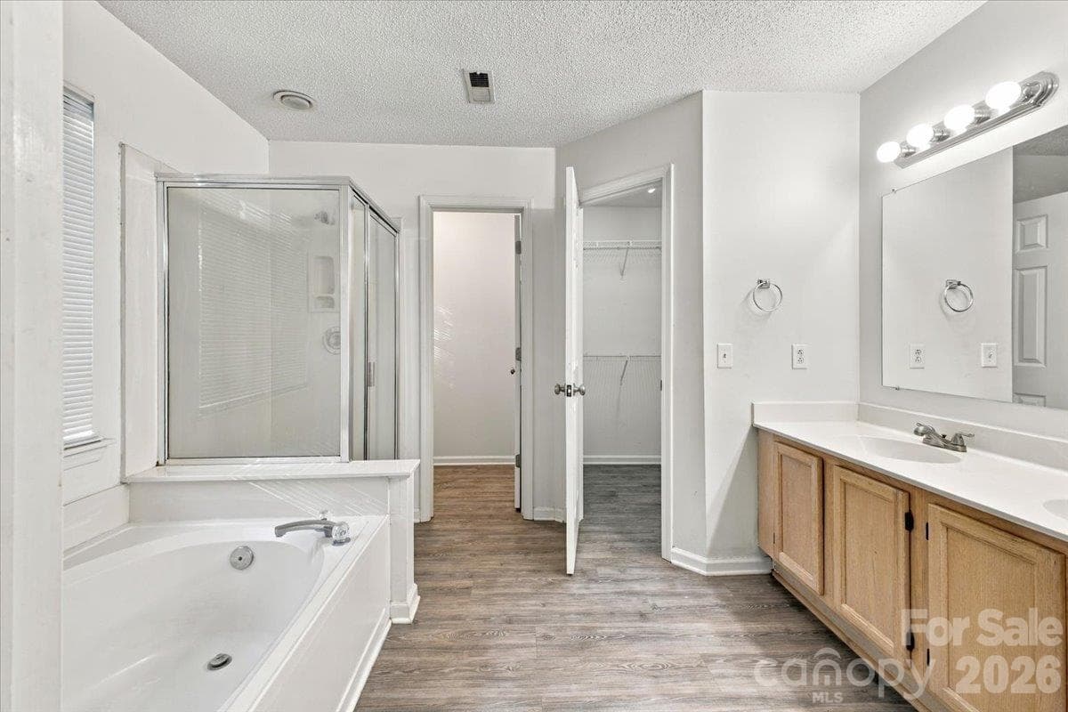 Single Family Residence at 11219 Turmeric Court, Charlotte, photo 14 of 25