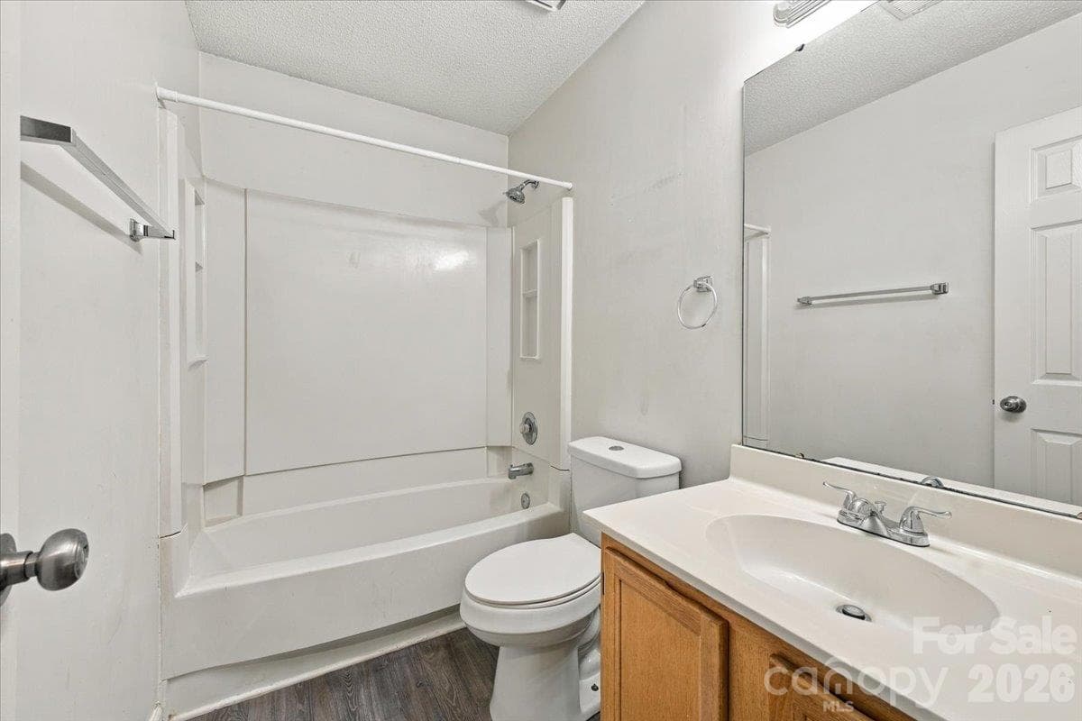 Single Family Residence at 11219 Turmeric Court, Charlotte, photo 19 of 25
