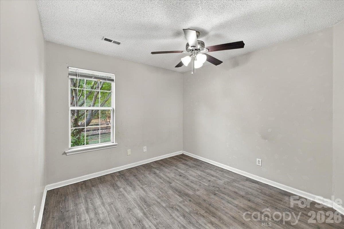 Single Family Residence at 11219 Turmeric Court, Charlotte, photo 20 of 25