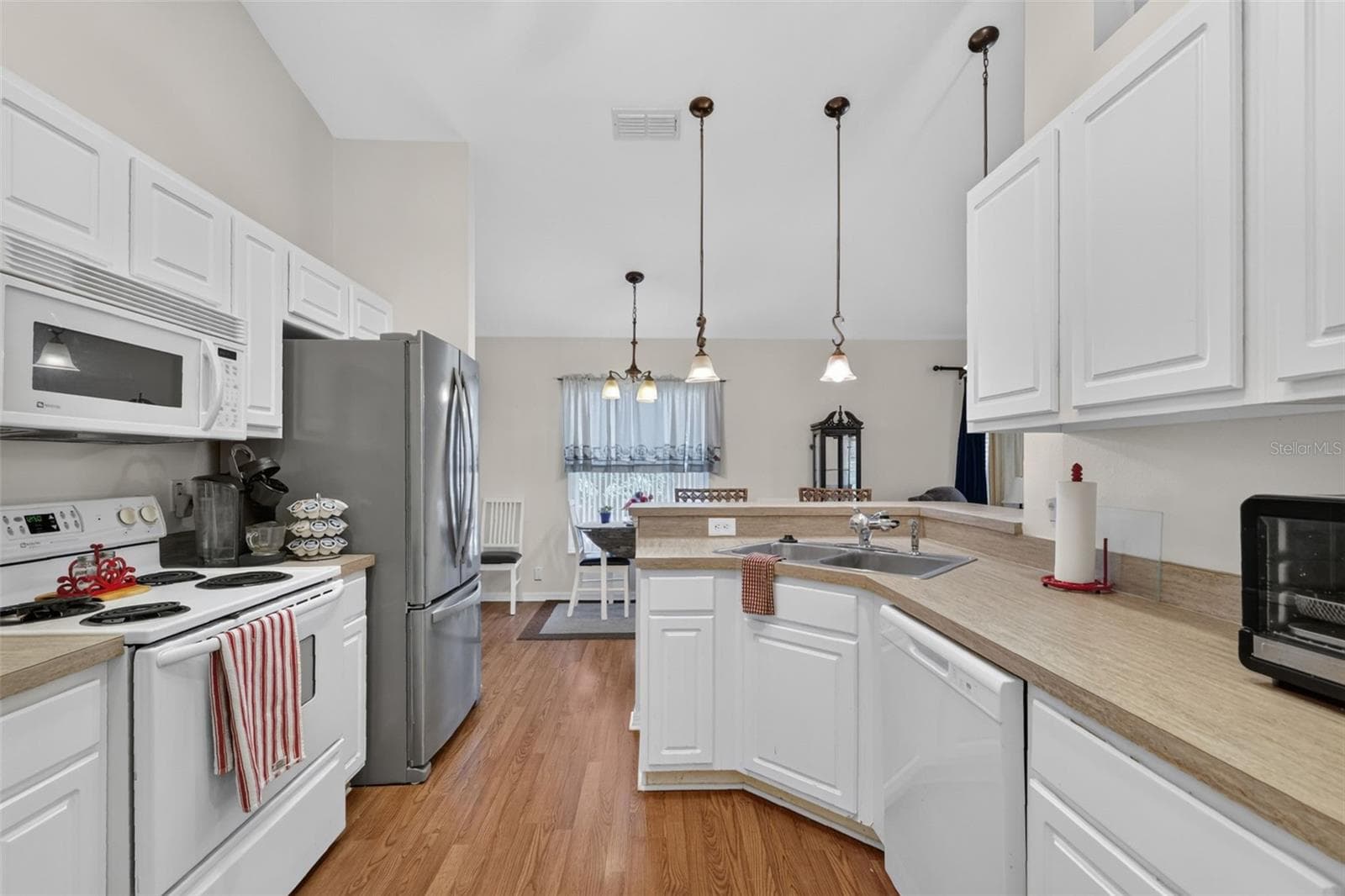 Single Family Residence at 10449 REGAL VIEW LOOP, CLERMONT, photo 6 of 26
