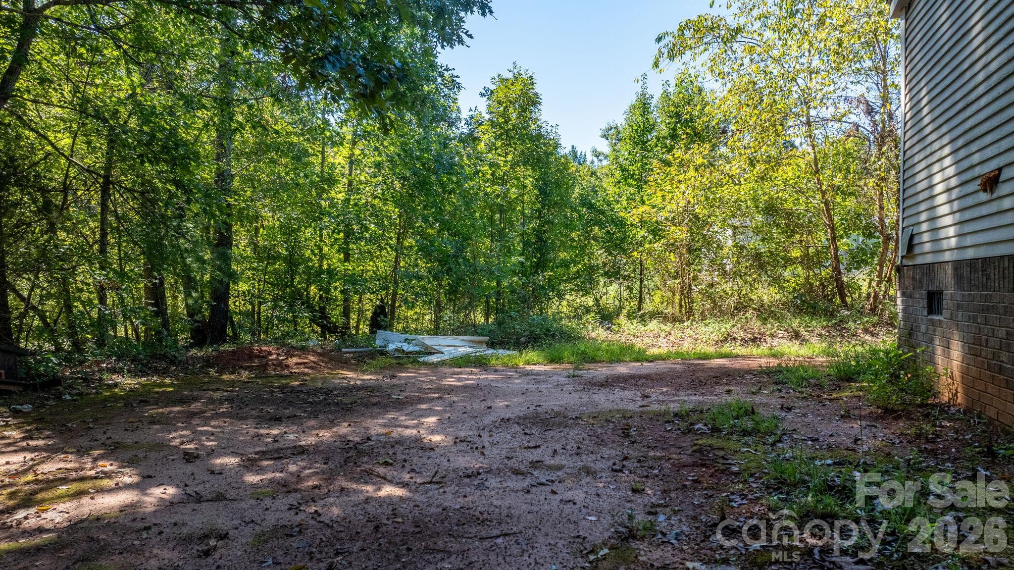 Single Family Residence at 4125 Alderbrook Court, Lenoir, photo 6 of 15