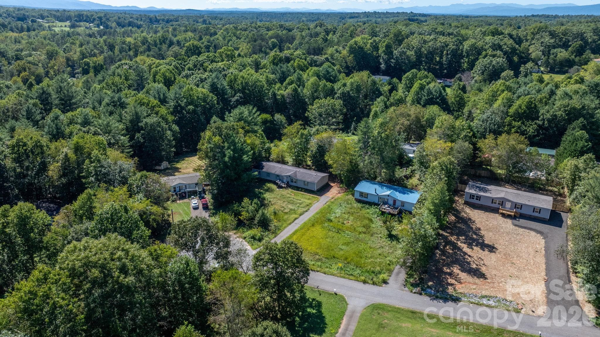 Single Family Residence at 4125 Alderbrook Court, Lenoir, photo 15 of 15