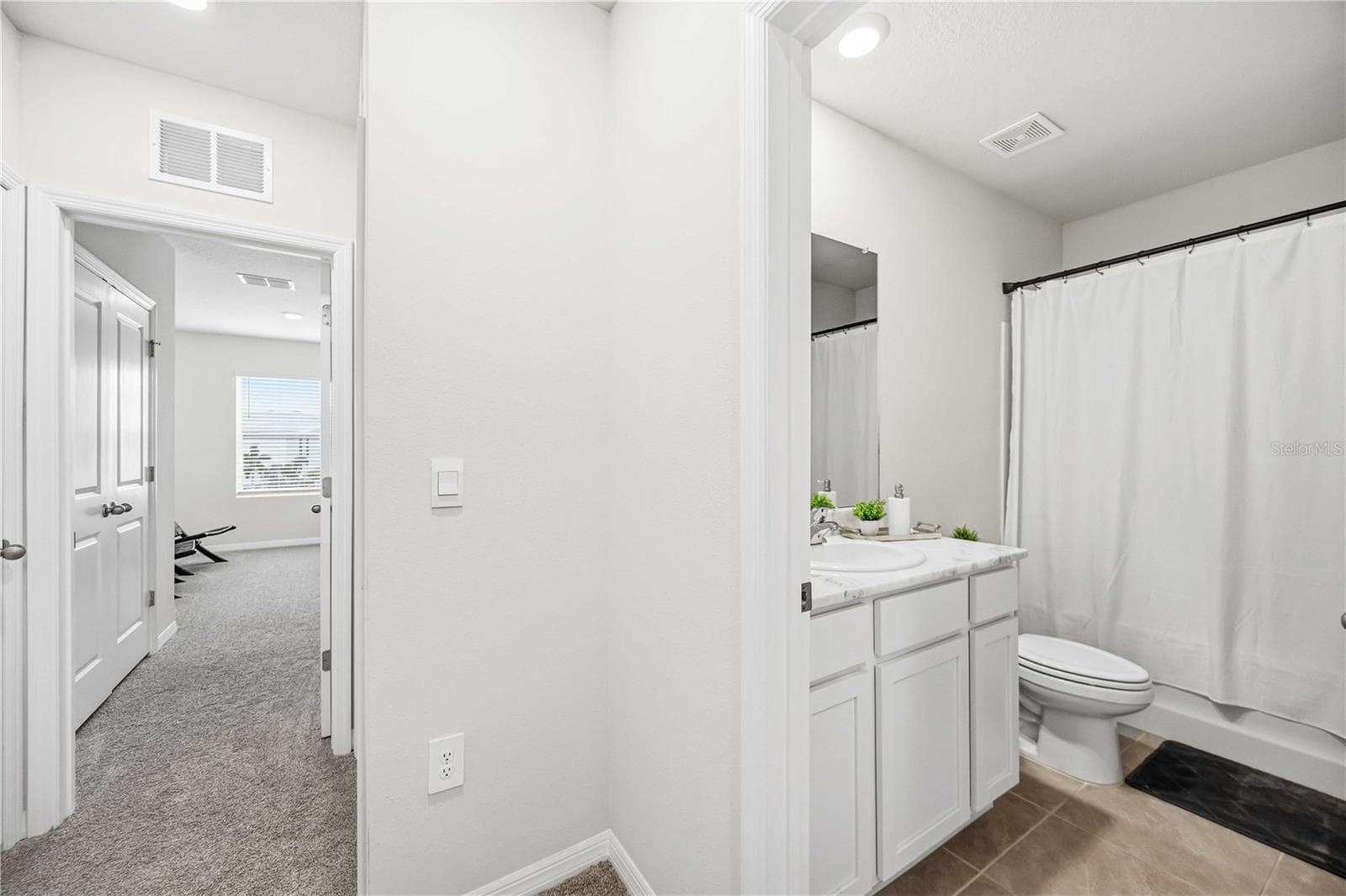 Townhouse at 17632 CRESCENT MOON LOOP, BRADENTON, photo 54 of 96