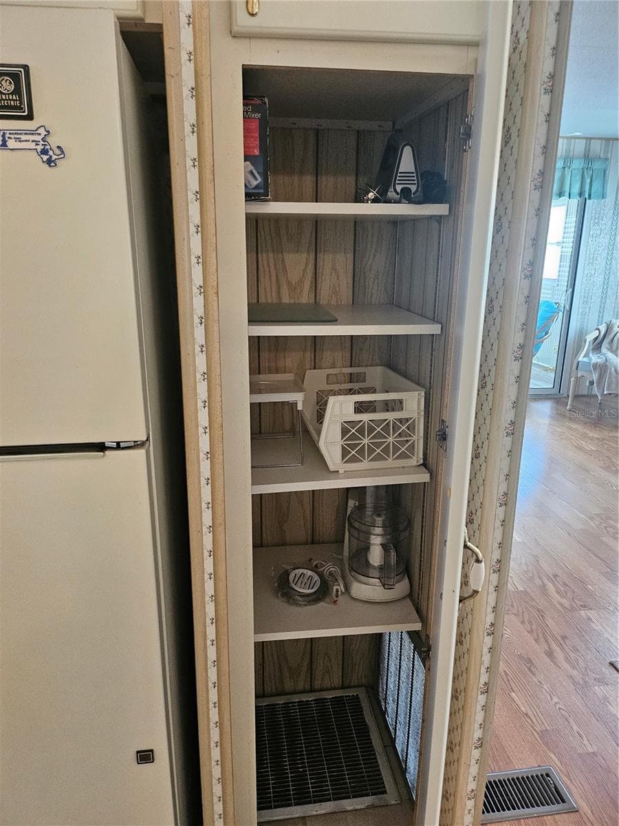 Mobile Home at 3218 SUMAC TER, SARASOTA, photo 17 of 71