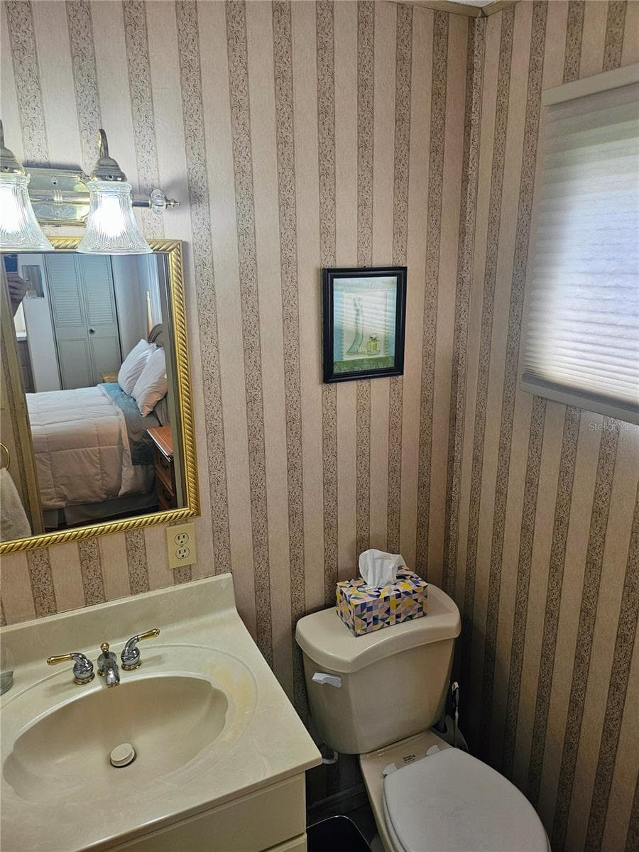 Mobile Home at 3218 SUMAC TER, SARASOTA, photo 25 of 71