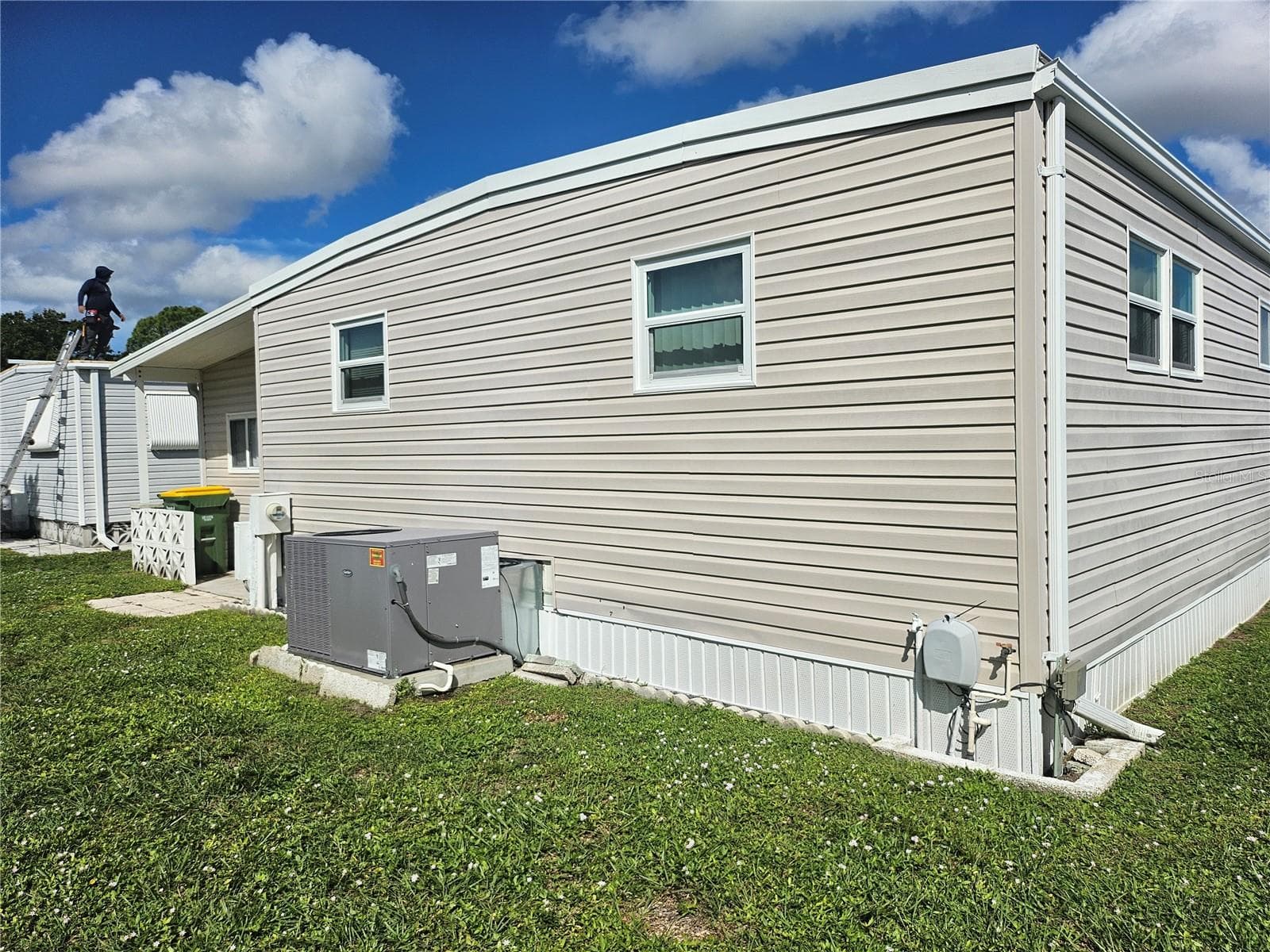 Mobile Home at 3218 SUMAC TER, SARASOTA, photo 45 of 71