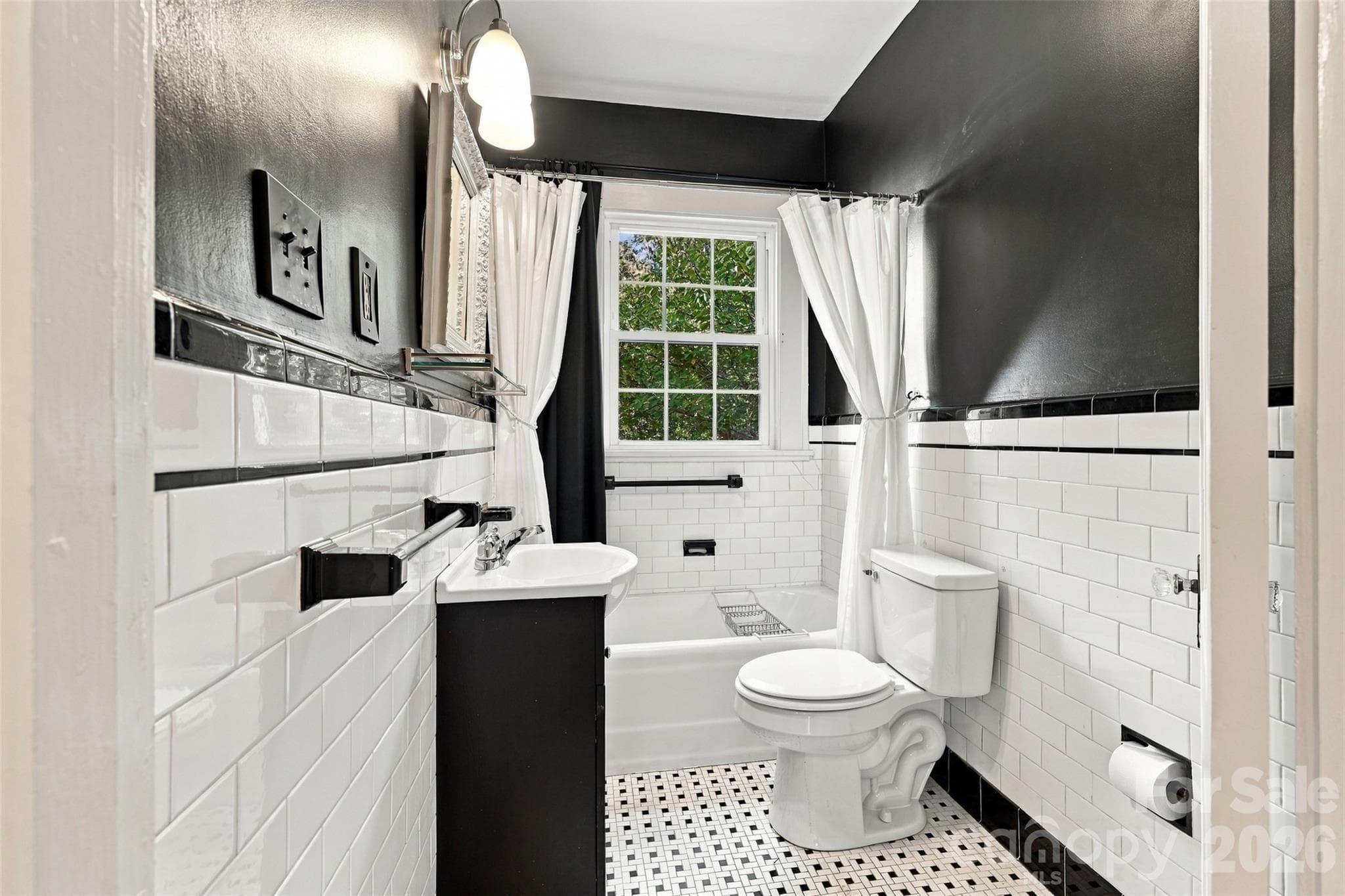 HALL BATH - 1220 Williams Road, Fort Mill