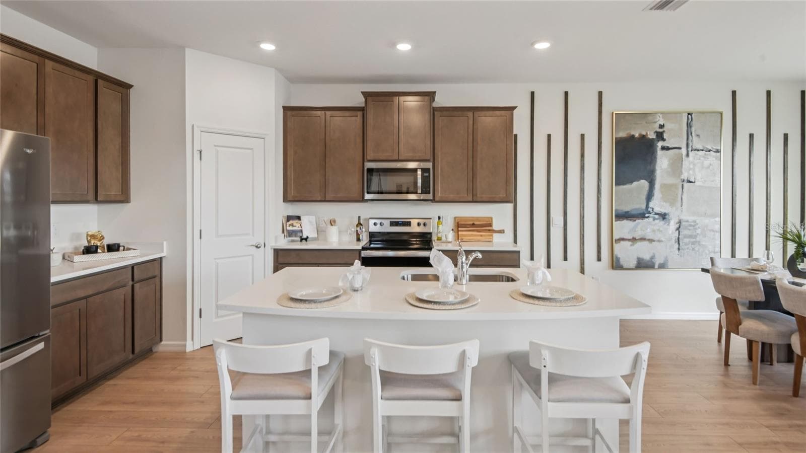 Single Family Residence at 8733 PINECREST TRL, WILDWOOD, photo 4 of 29