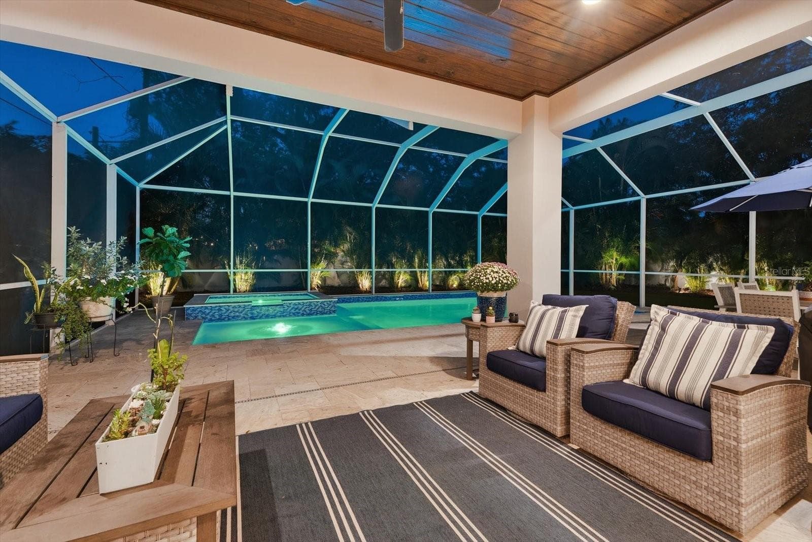 covered patio - 3608 E STERLING CIR, TAMPA