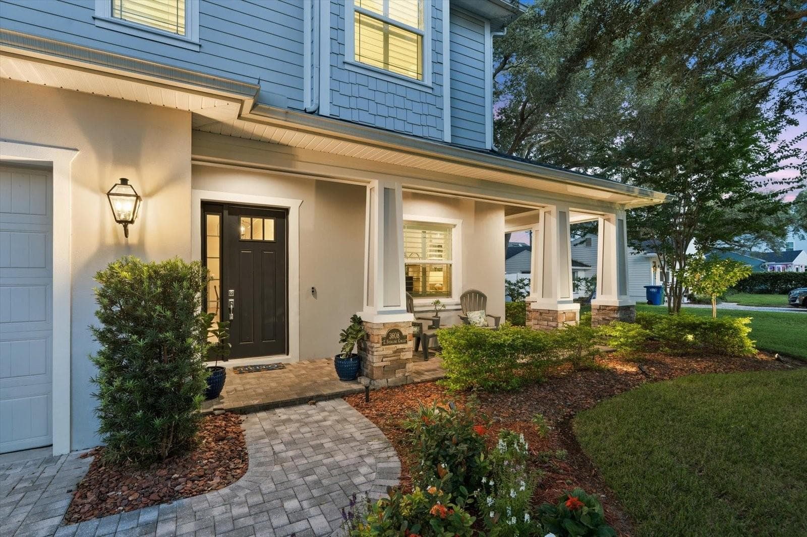 front entryway with wrap around porch - 3608 E STERLING CIR, TAMPA