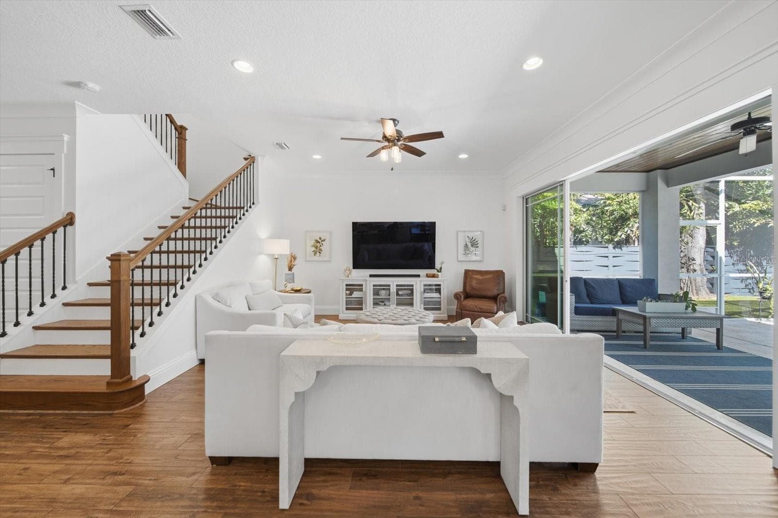 Single Family Residence at 3608 E STERLING CIR, TAMPA, photo 50 of 64