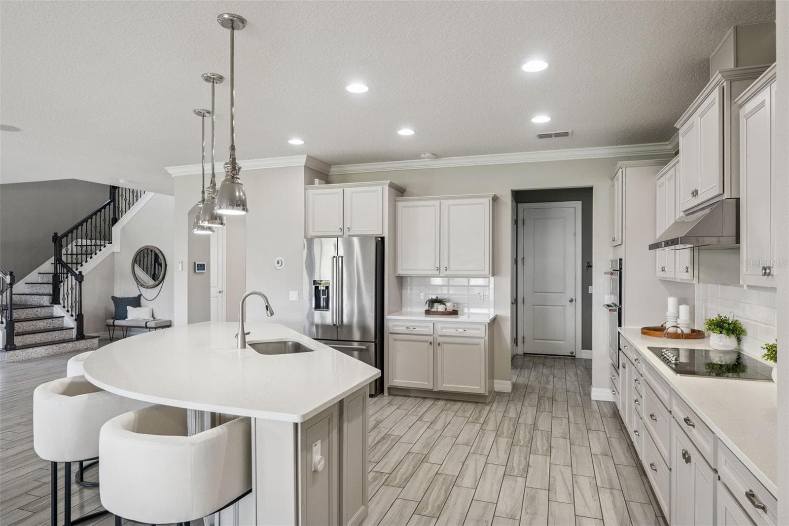 Single Family Residence at 17537 LAGODA LN, ORLANDO, photo 16 of 51