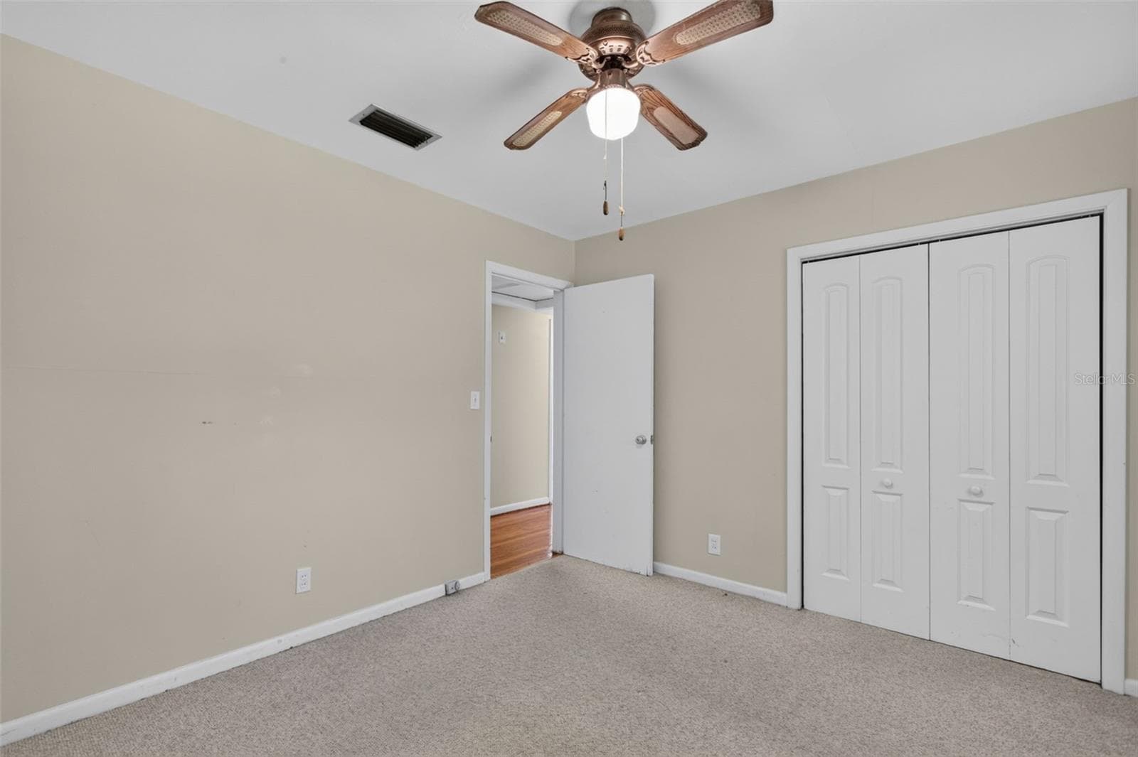 Single Family Residence at LAKE LUCINA, JACKSONVILLE, photo 28 of 39