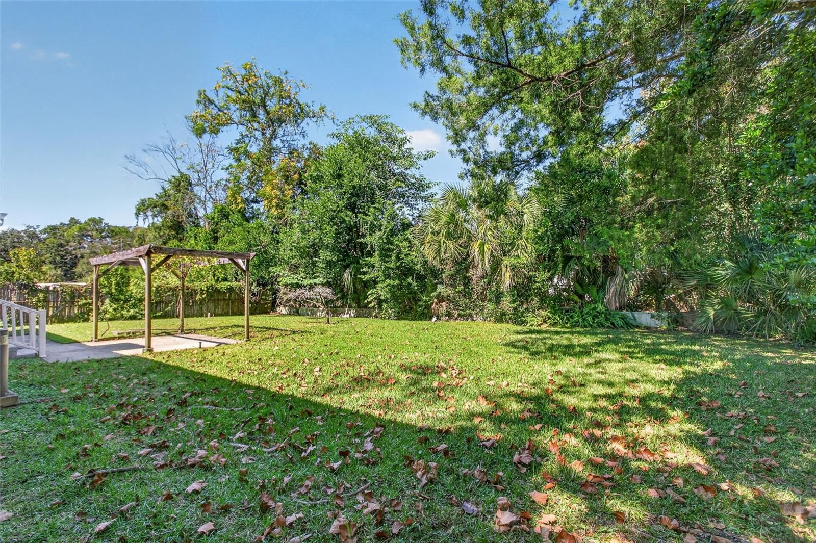 Single Family Residence at LAKE LUCINA, JACKSONVILLE, photo 38 of 39
