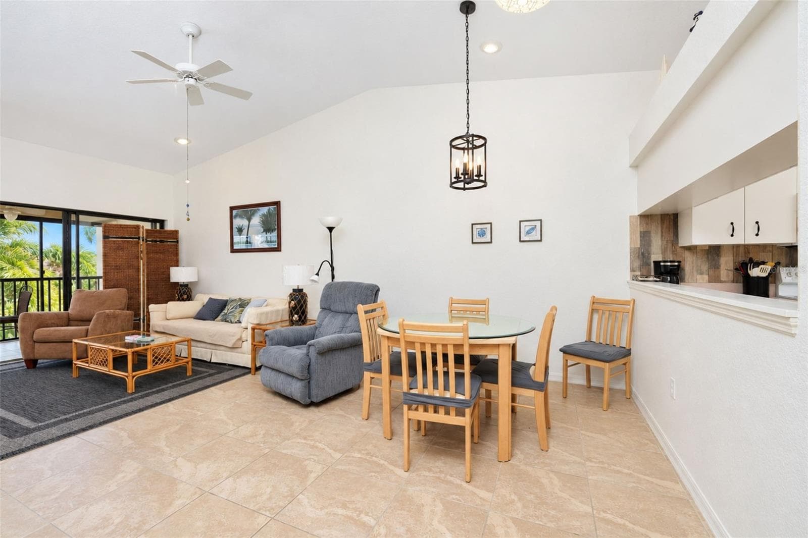 The open-concept floor plan is great for entertaining. - 4260 PLACIDA RD #9C, ENGLEWOOD