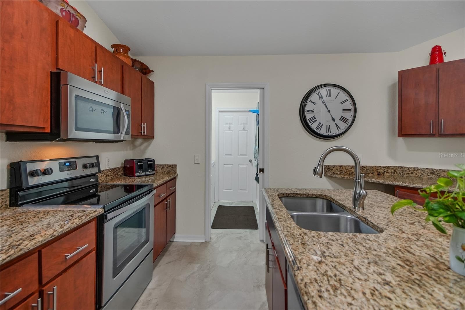 Single Family Residence at 8680 SE 160TH PL, SUMMERFIELD, photo 47 of 67