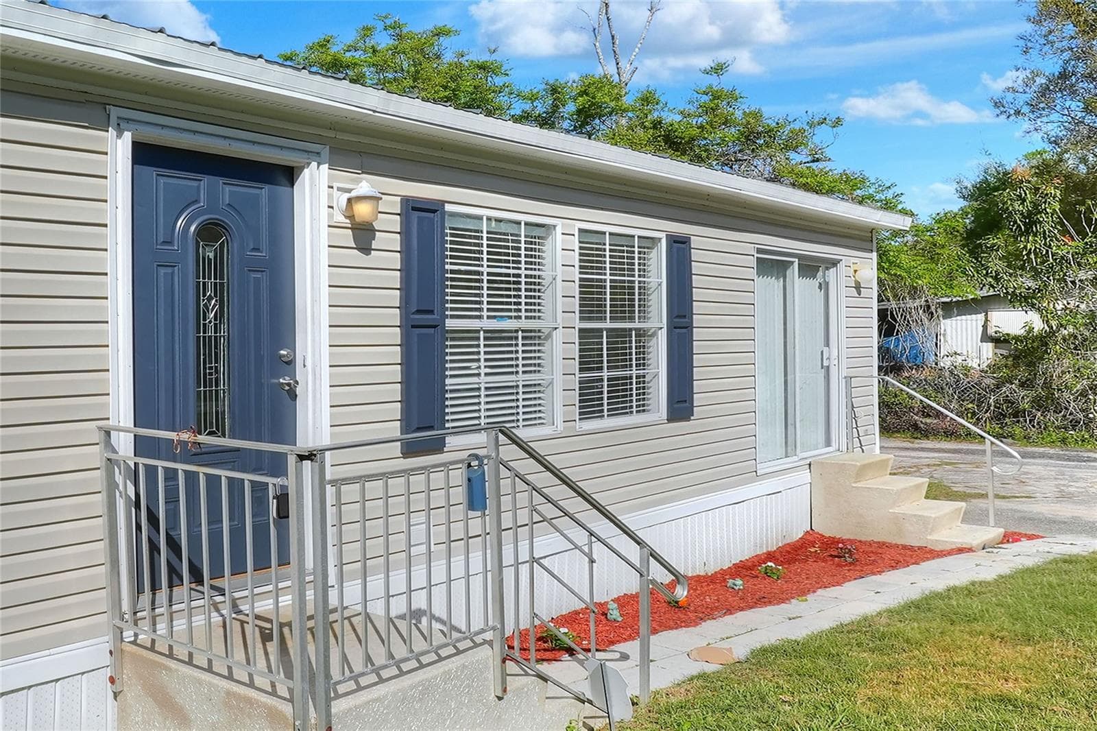 Manufactured Home at 3321 PEACHTREE HILL RD, LAKELAND, photo 6 of 37