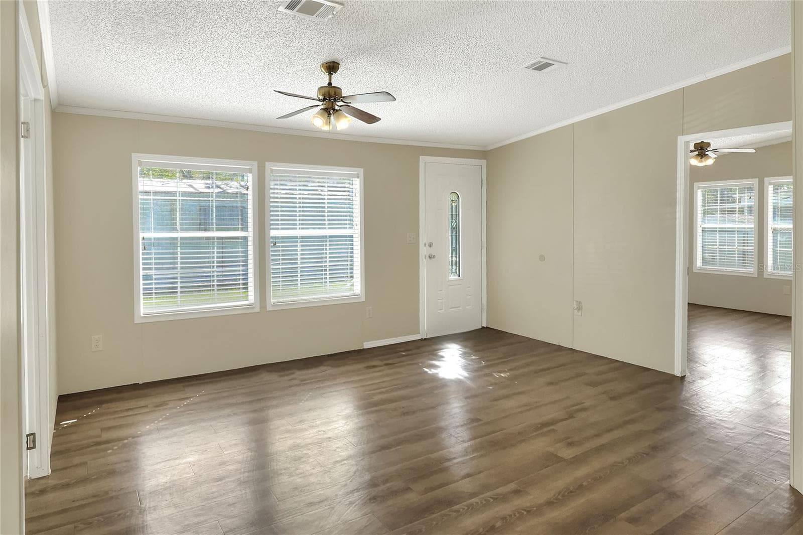 Manufactured Home at 3321 PEACHTREE HILL RD, LAKELAND, photo 7 of 37
