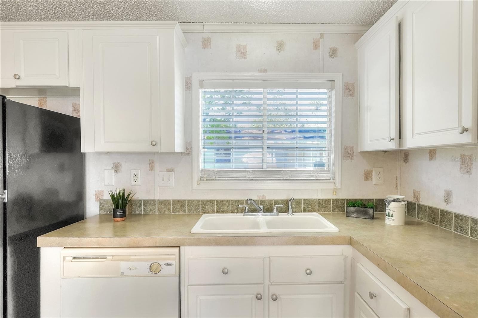 Manufactured Home at 3321 PEACHTREE HILL RD, LAKELAND, photo 11 of 37