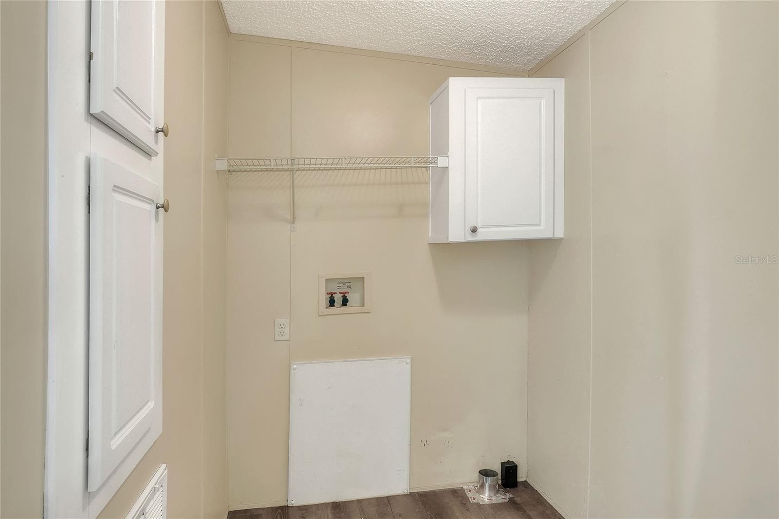 Manufactured Home at 3321 PEACHTREE HILL RD, LAKELAND, photo 13 of 37