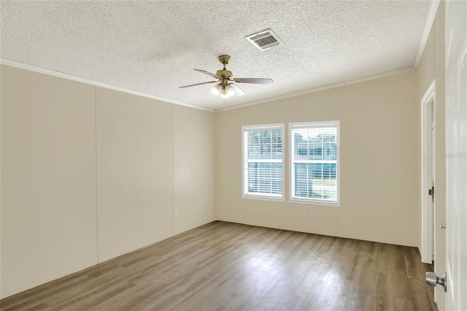 Manufactured Home at 3321 PEACHTREE HILL RD, LAKELAND, photo 15 of 37